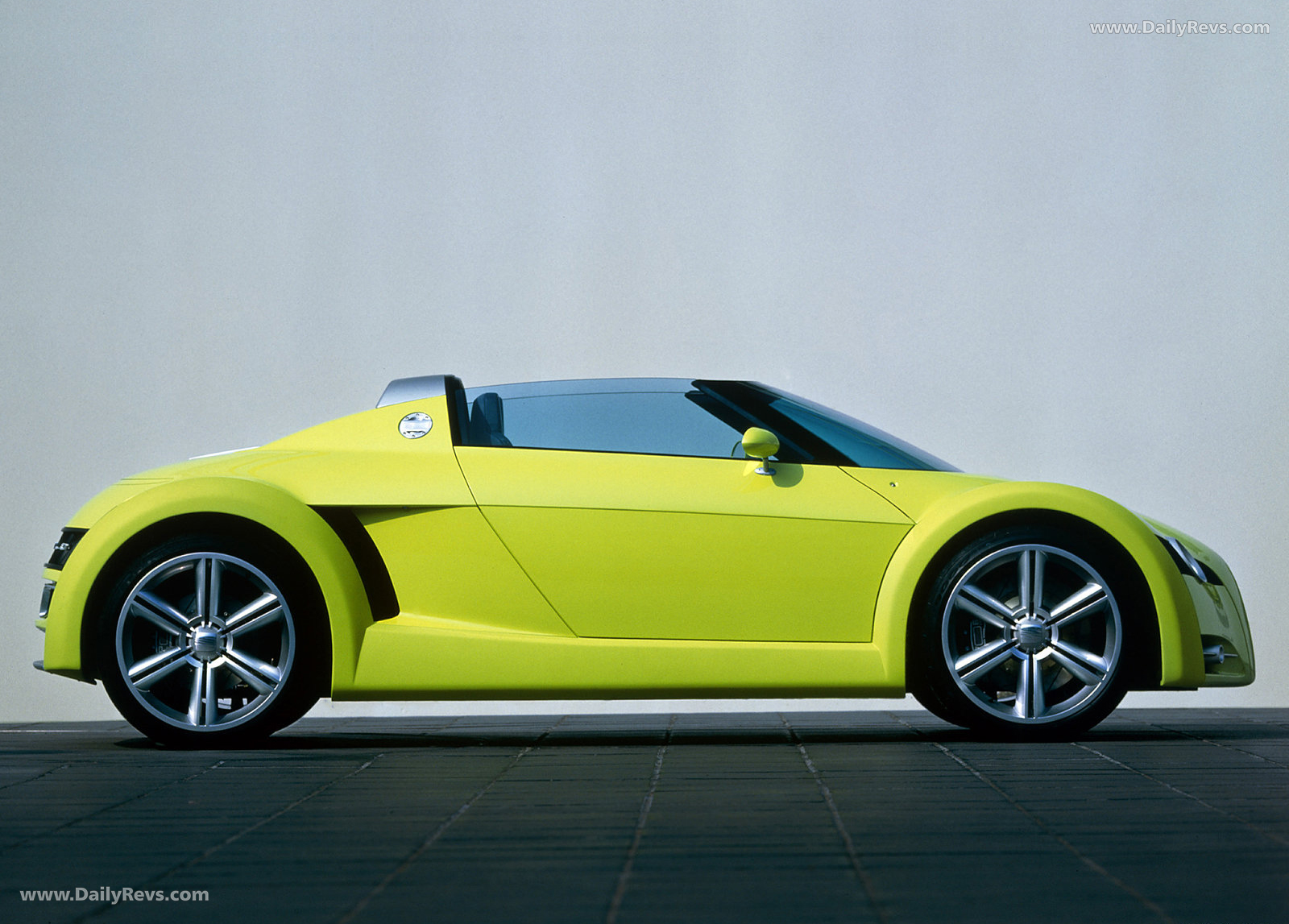 1999 Seat Formula Concept Side View
