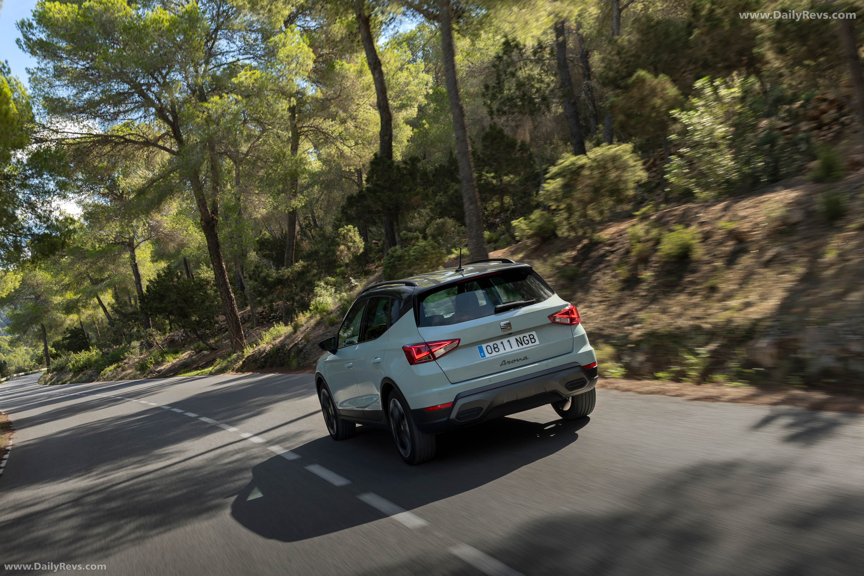 2026 Seat Arona Rear View