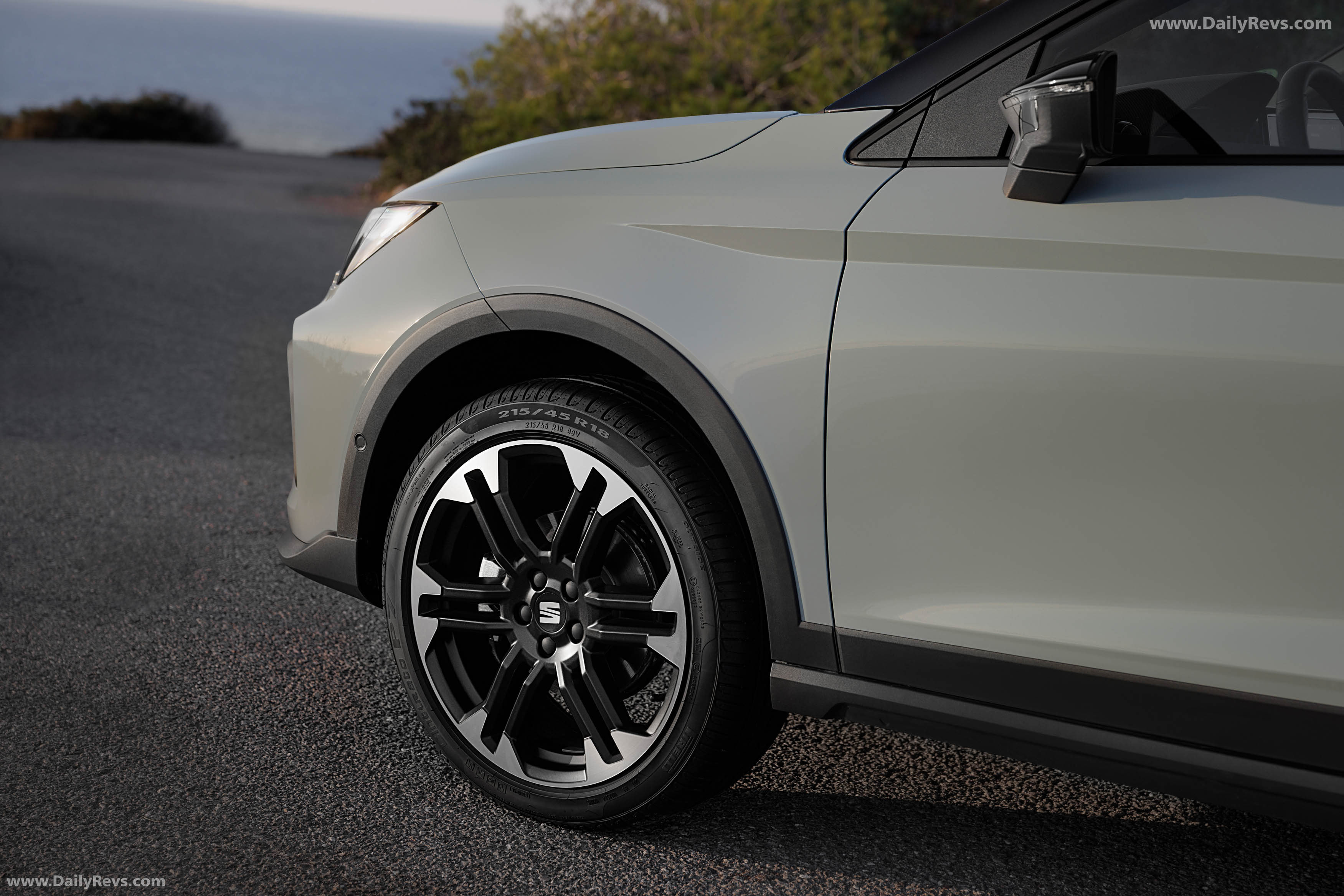 2026 Seat Arona Exterior