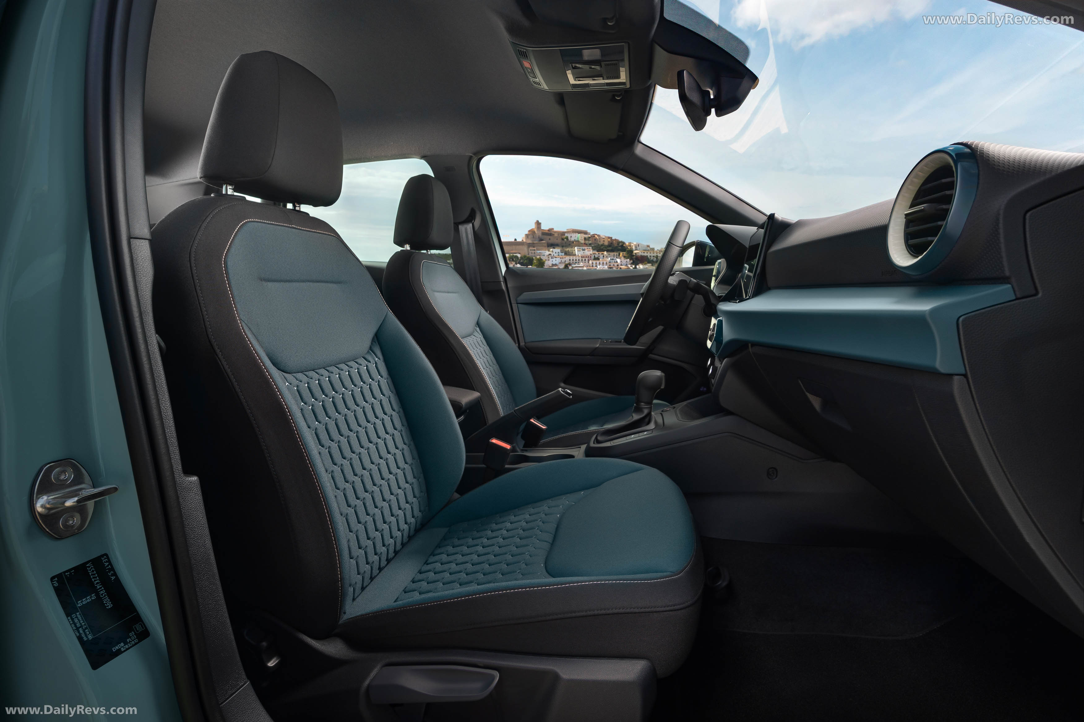 2026 Seat Arona Interior