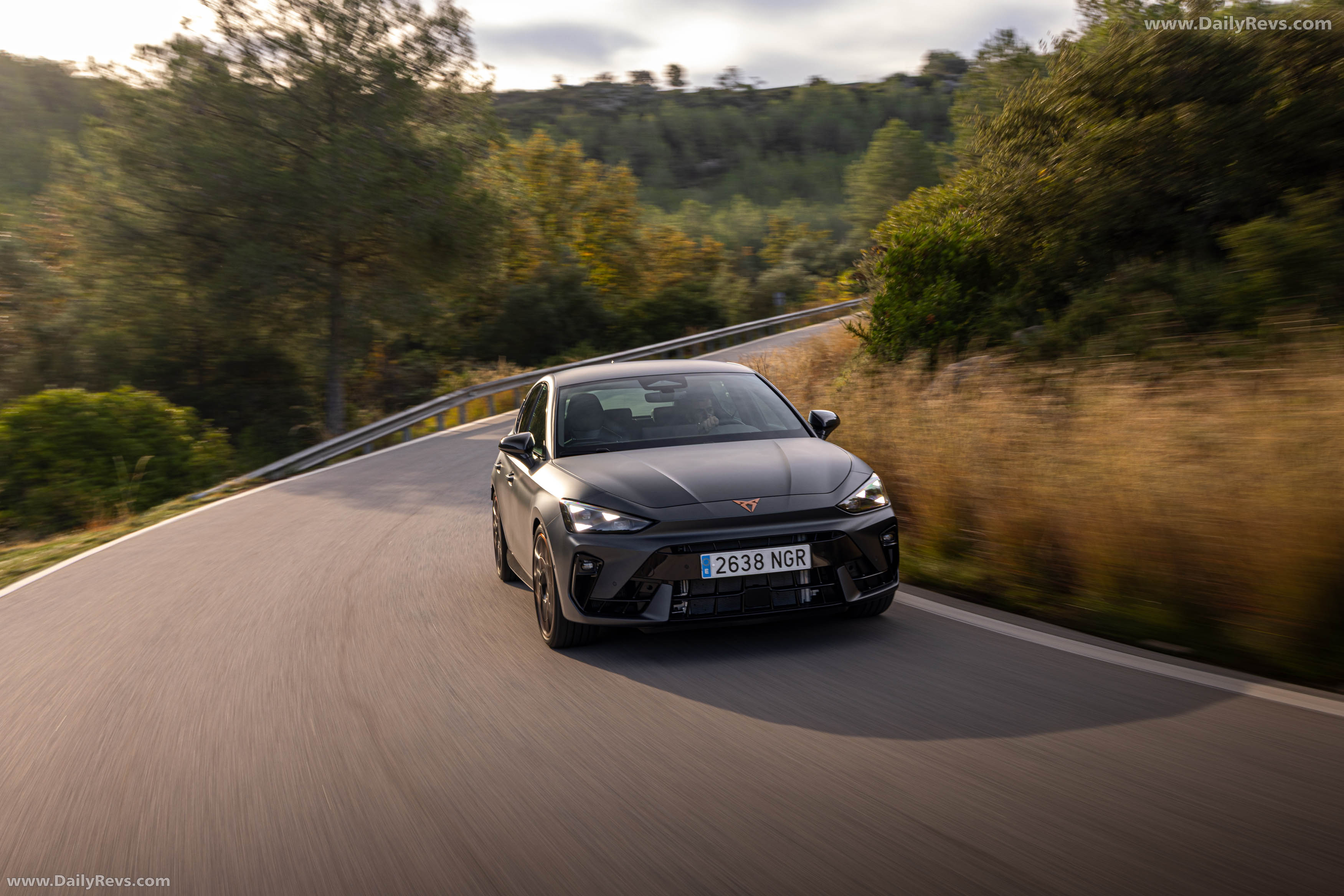 2026 Seat CUPRA Leon VZ Front View