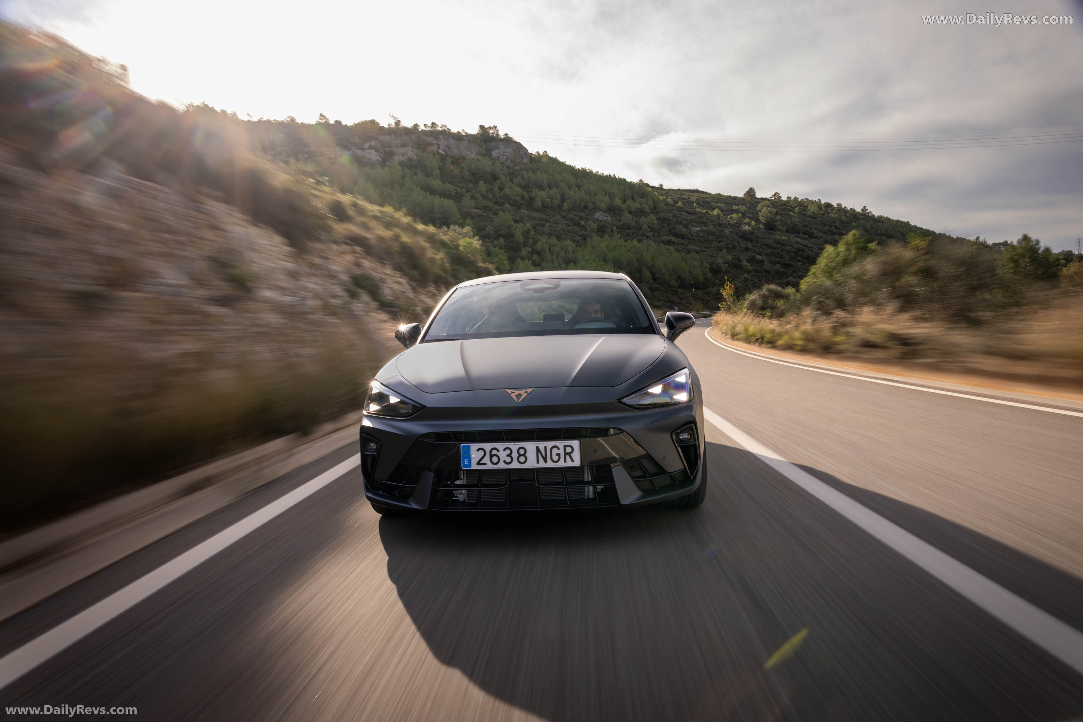 2026 Seat CUPRA Leon VZ Front View
