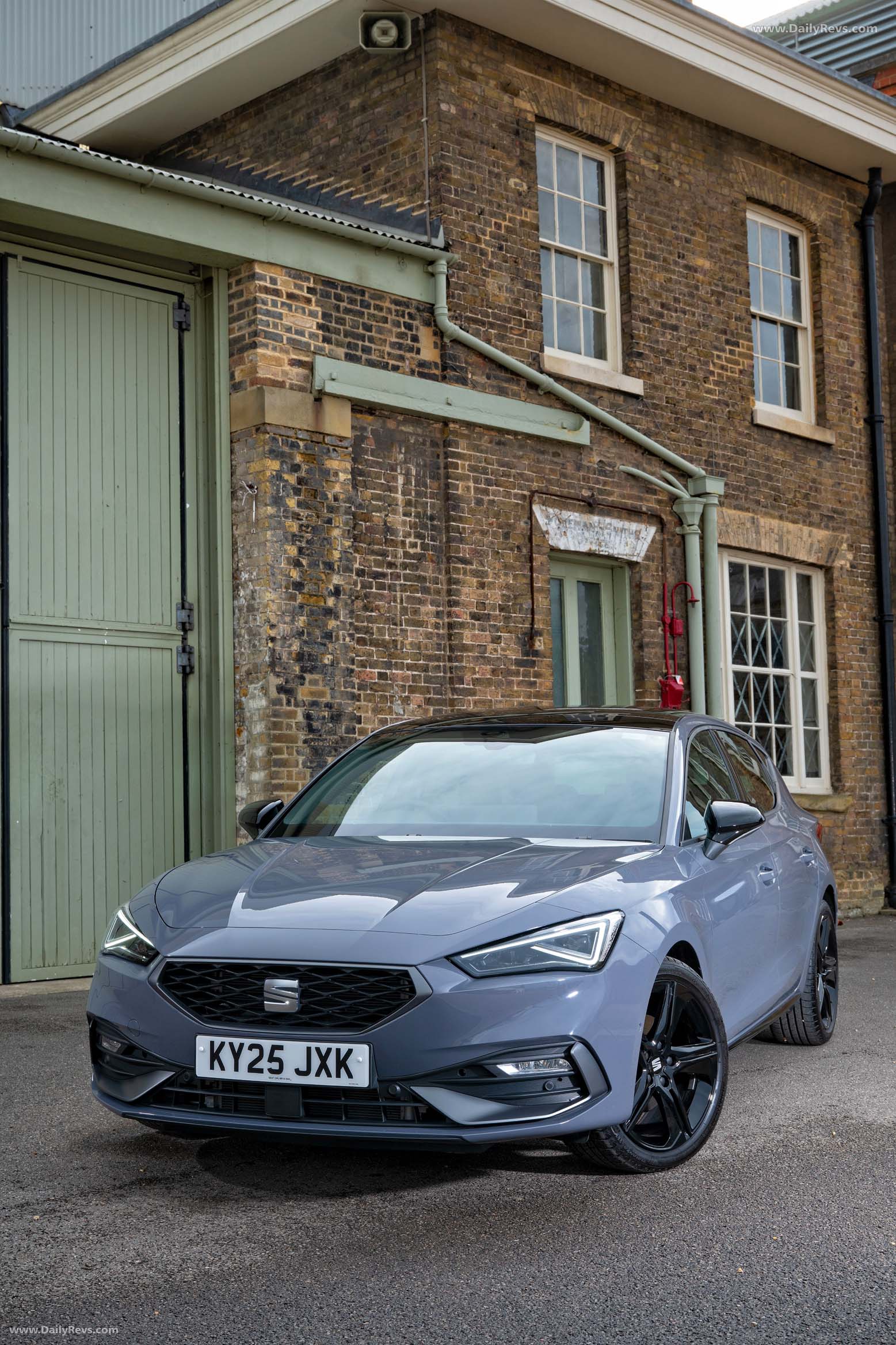 2026 Seat Leon FR UK Version Front View