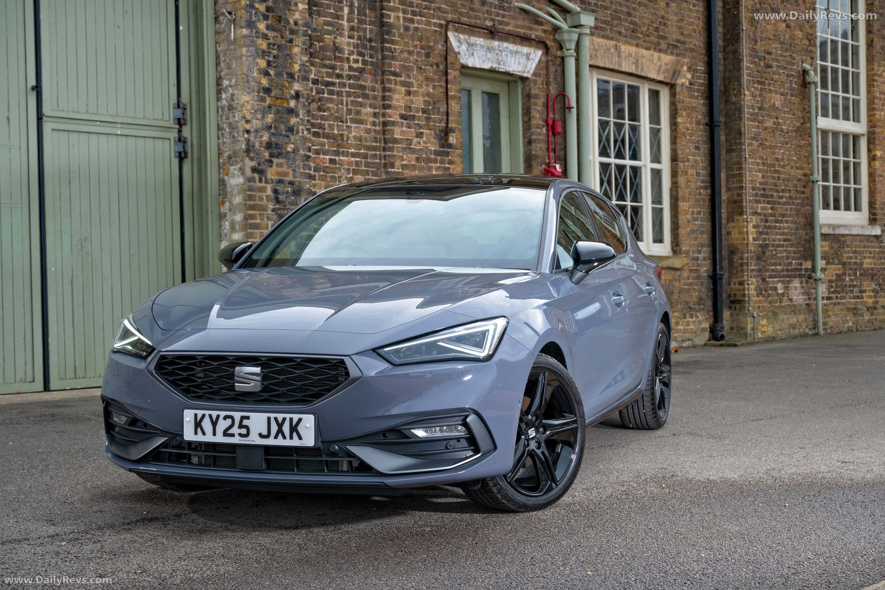 2026 Seat Leon FR UK Version Front View