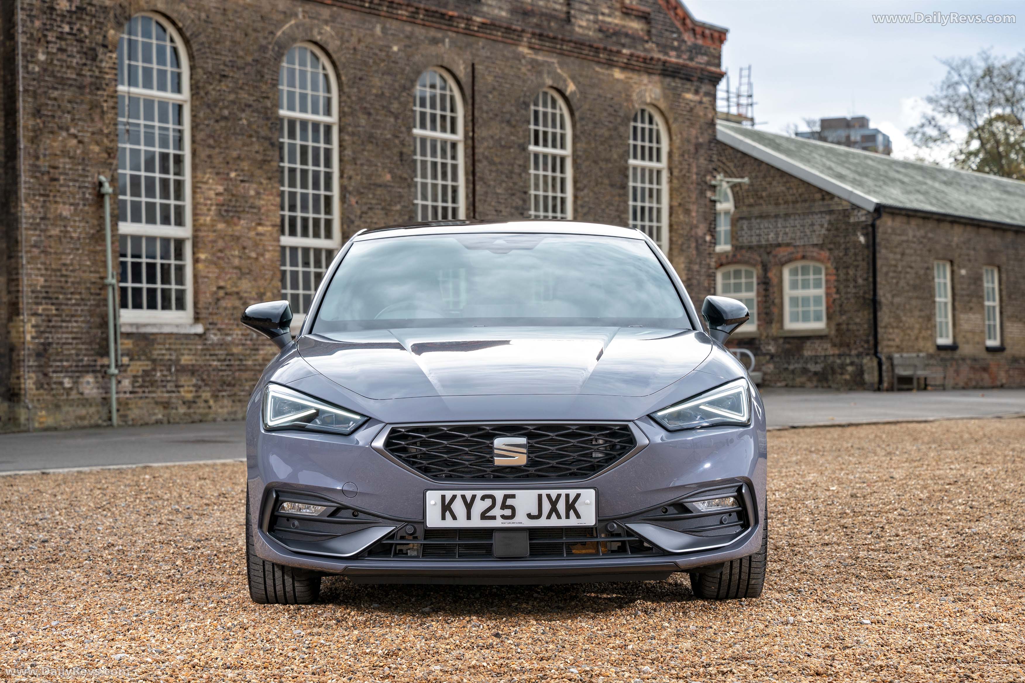 2026 Seat Leon FR UK Version Front View