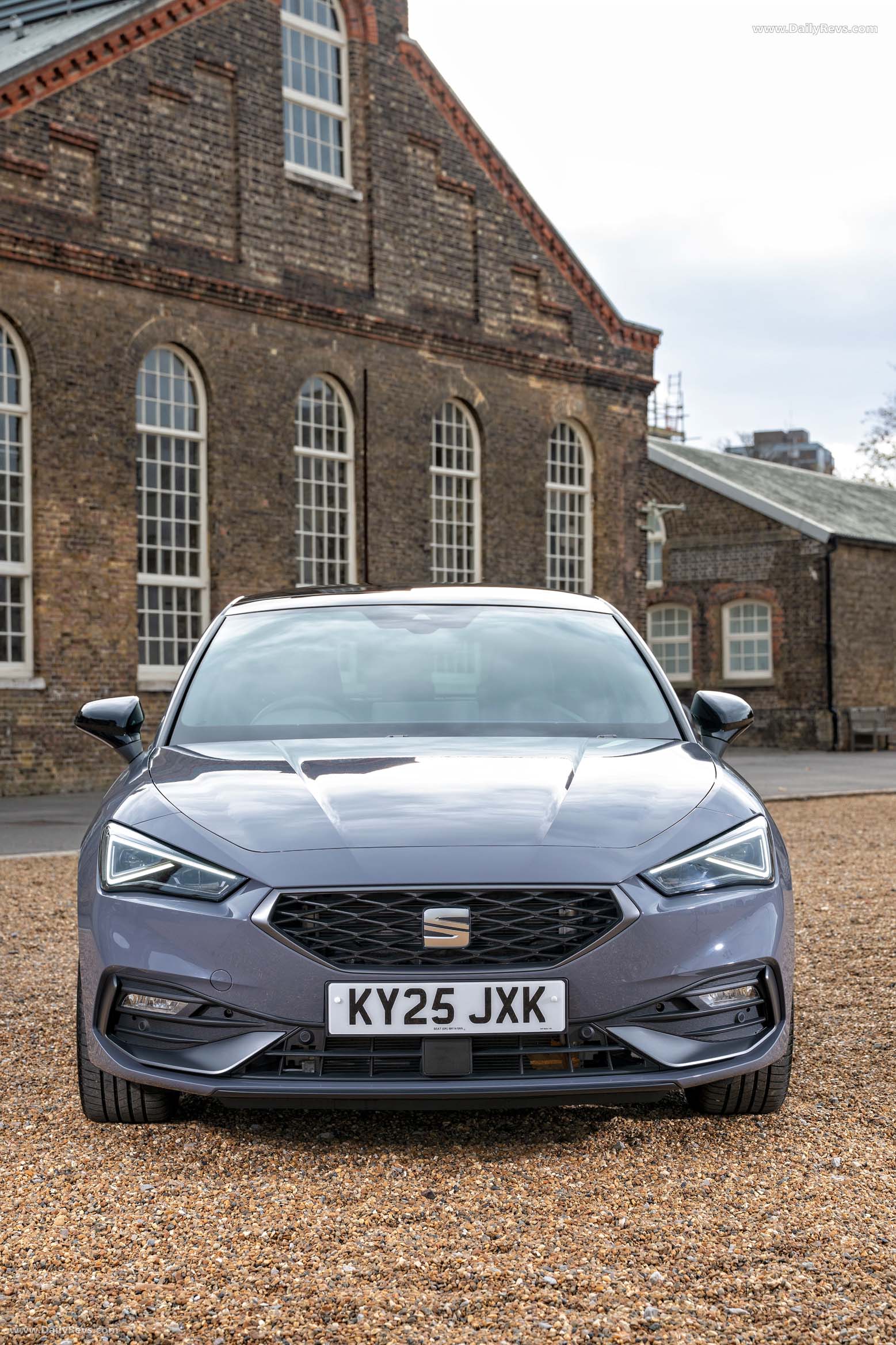 2026 Seat Leon FR UK Version Front View
