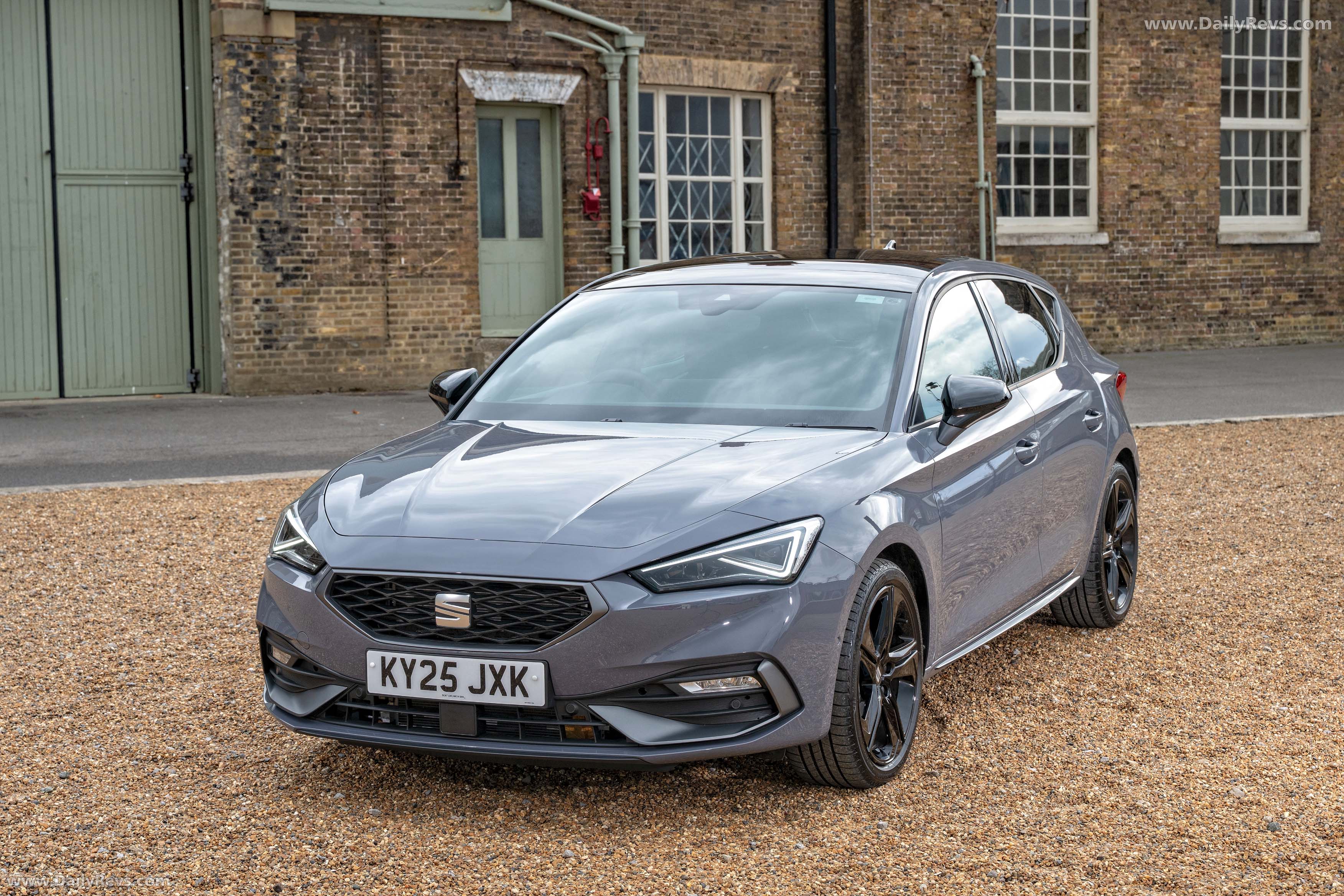 2026 Seat Leon FR UK Version Front View