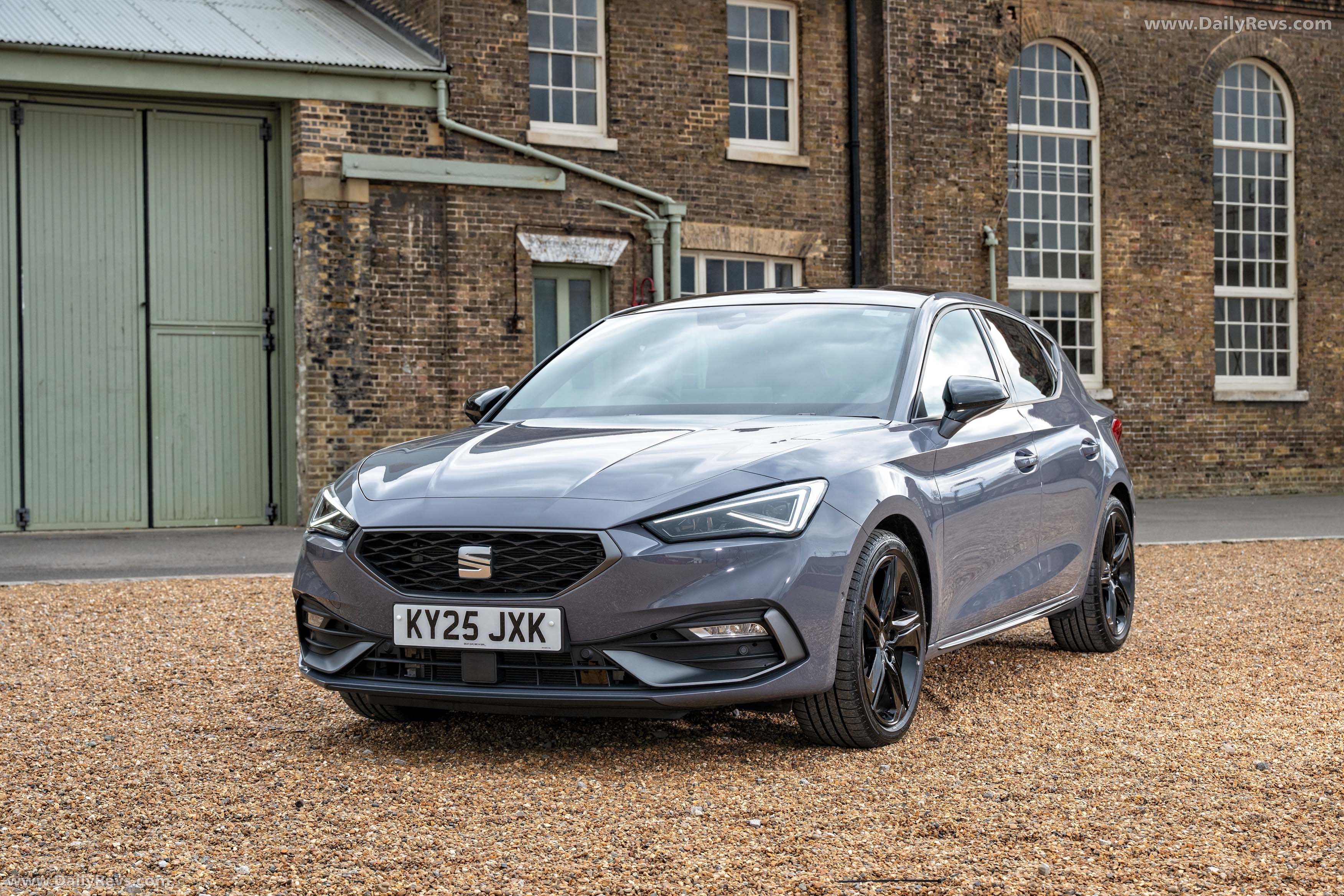 2026 Seat Leon FR UK Version Front View