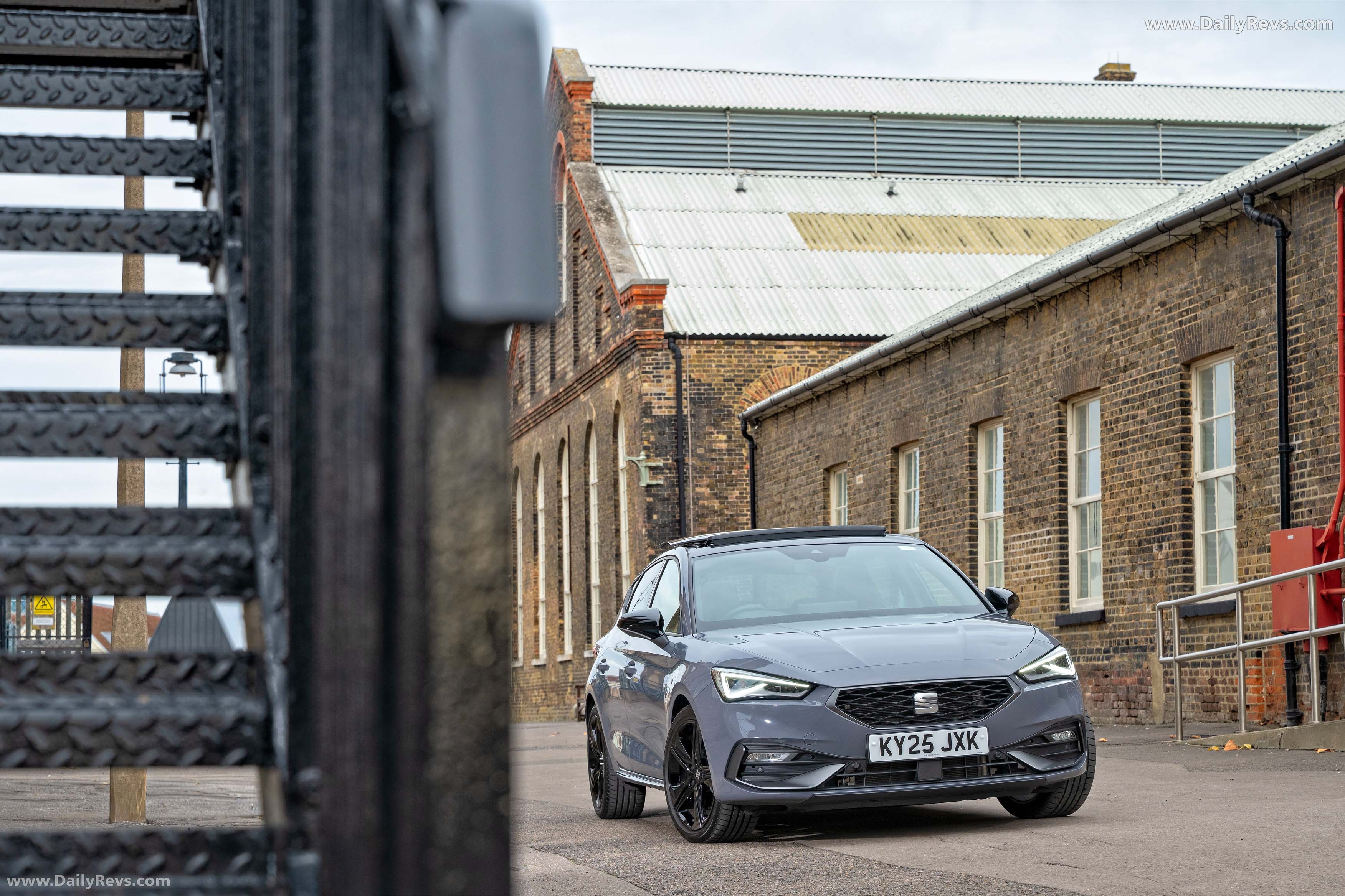 2026 Seat Leon FR UK Version Front View