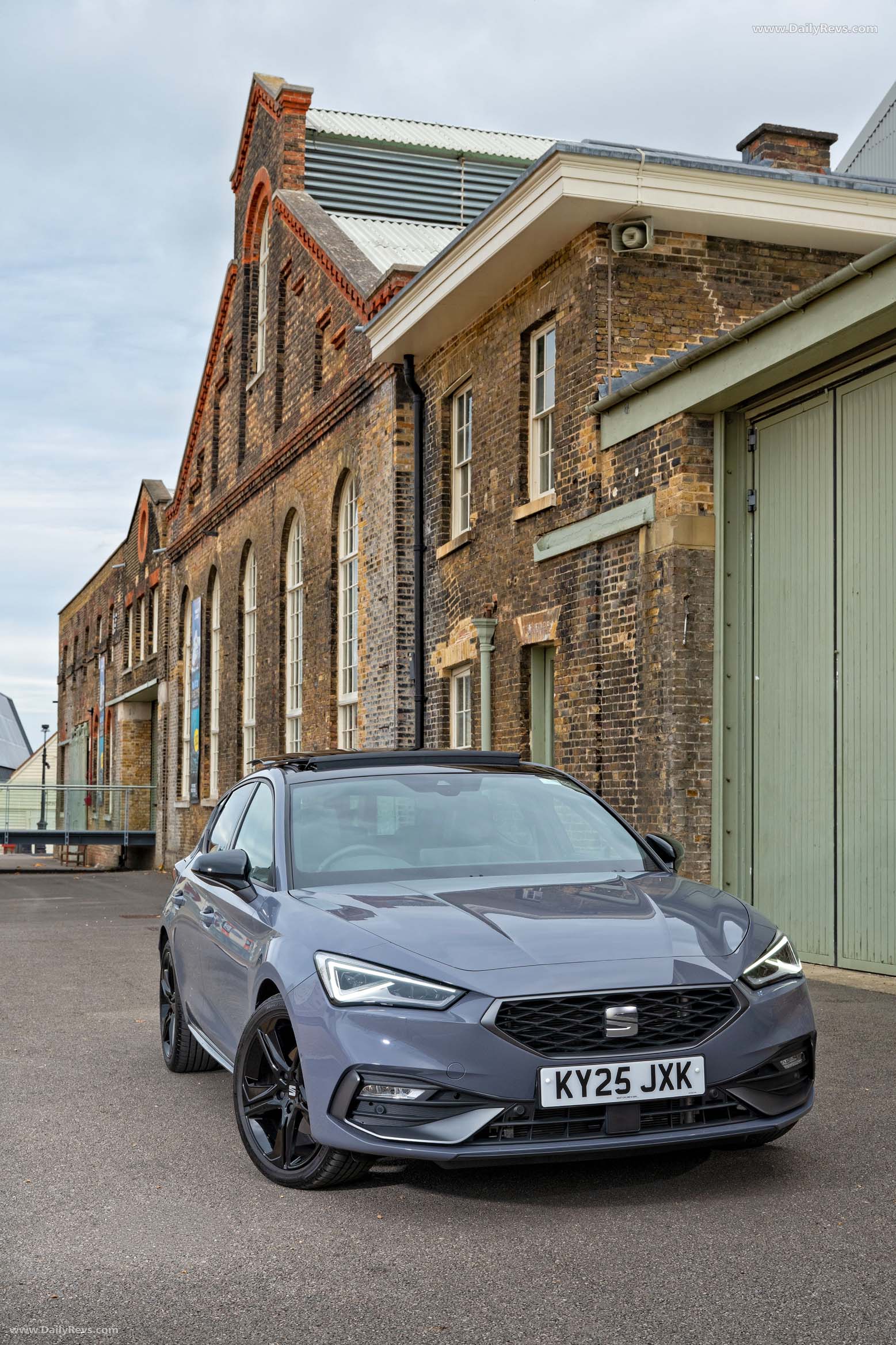 2026 Seat Leon FR UK Version Front View