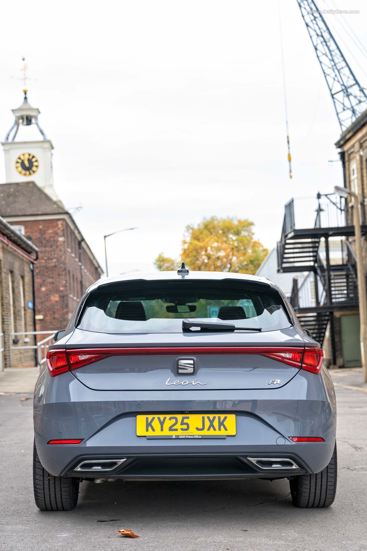 2026 Seat Leon FR UK Version Rear View