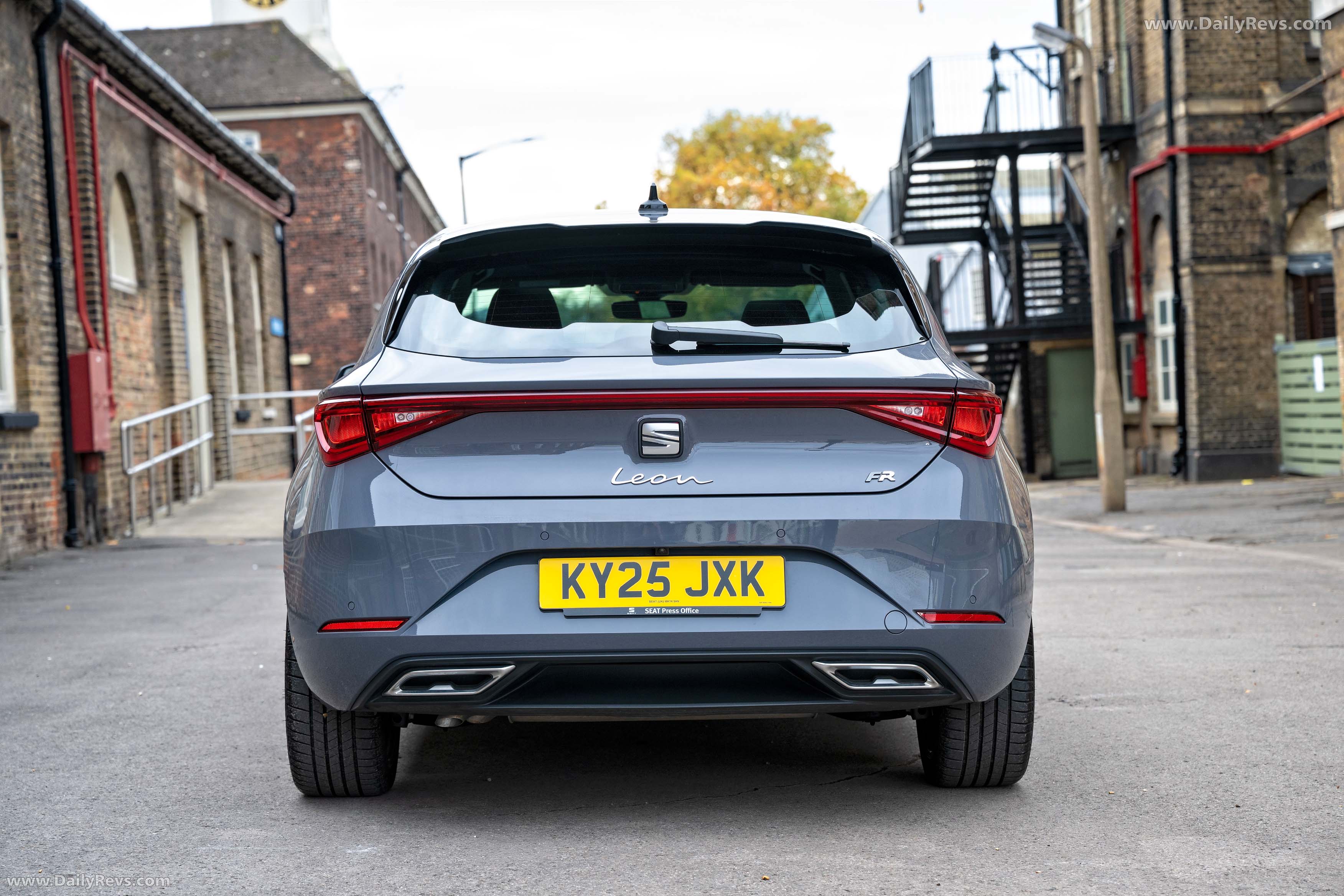 2026 Seat Leon FR UK Version Rear View