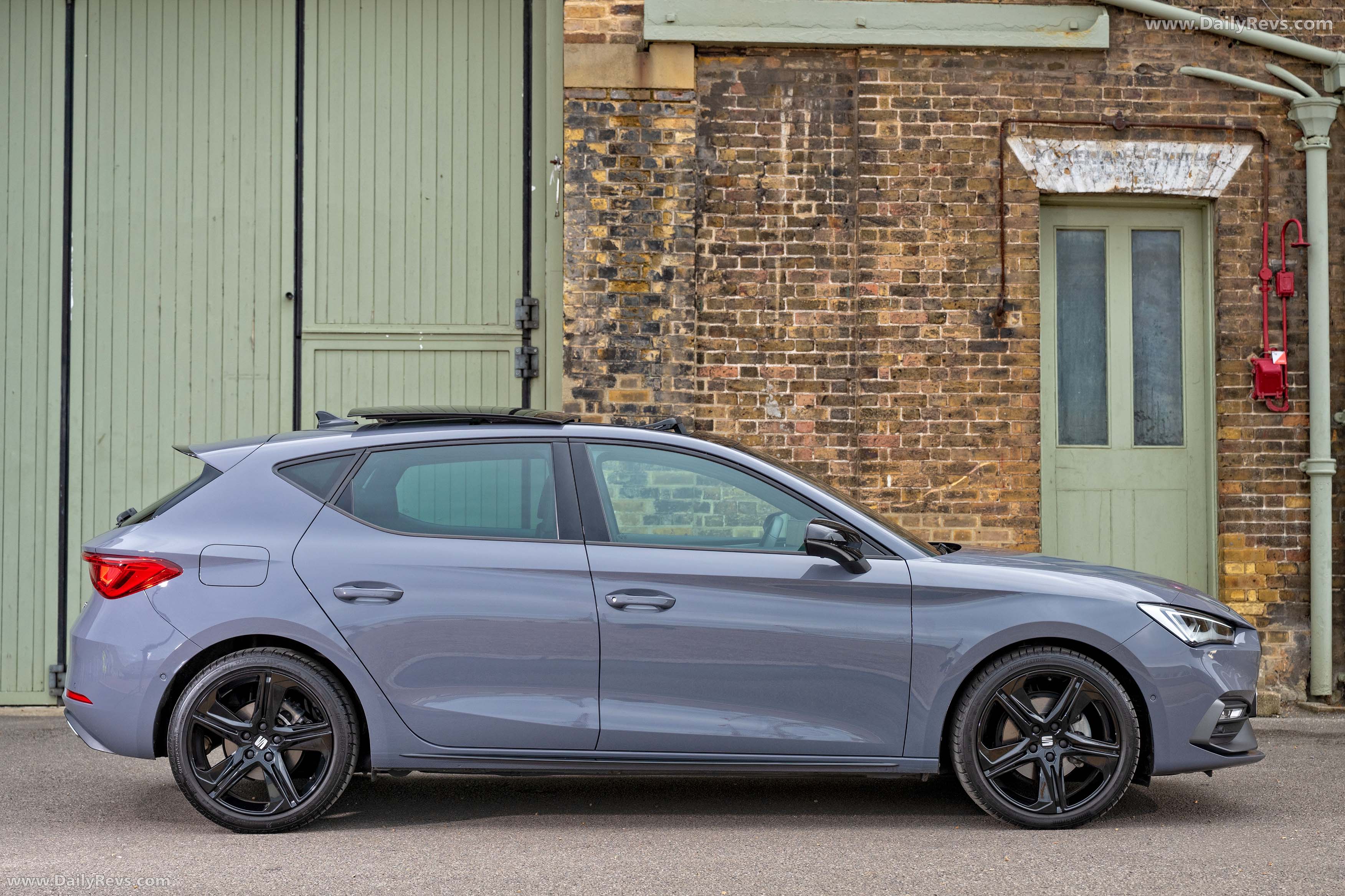 2026 Seat Leon FR UK Version Side View