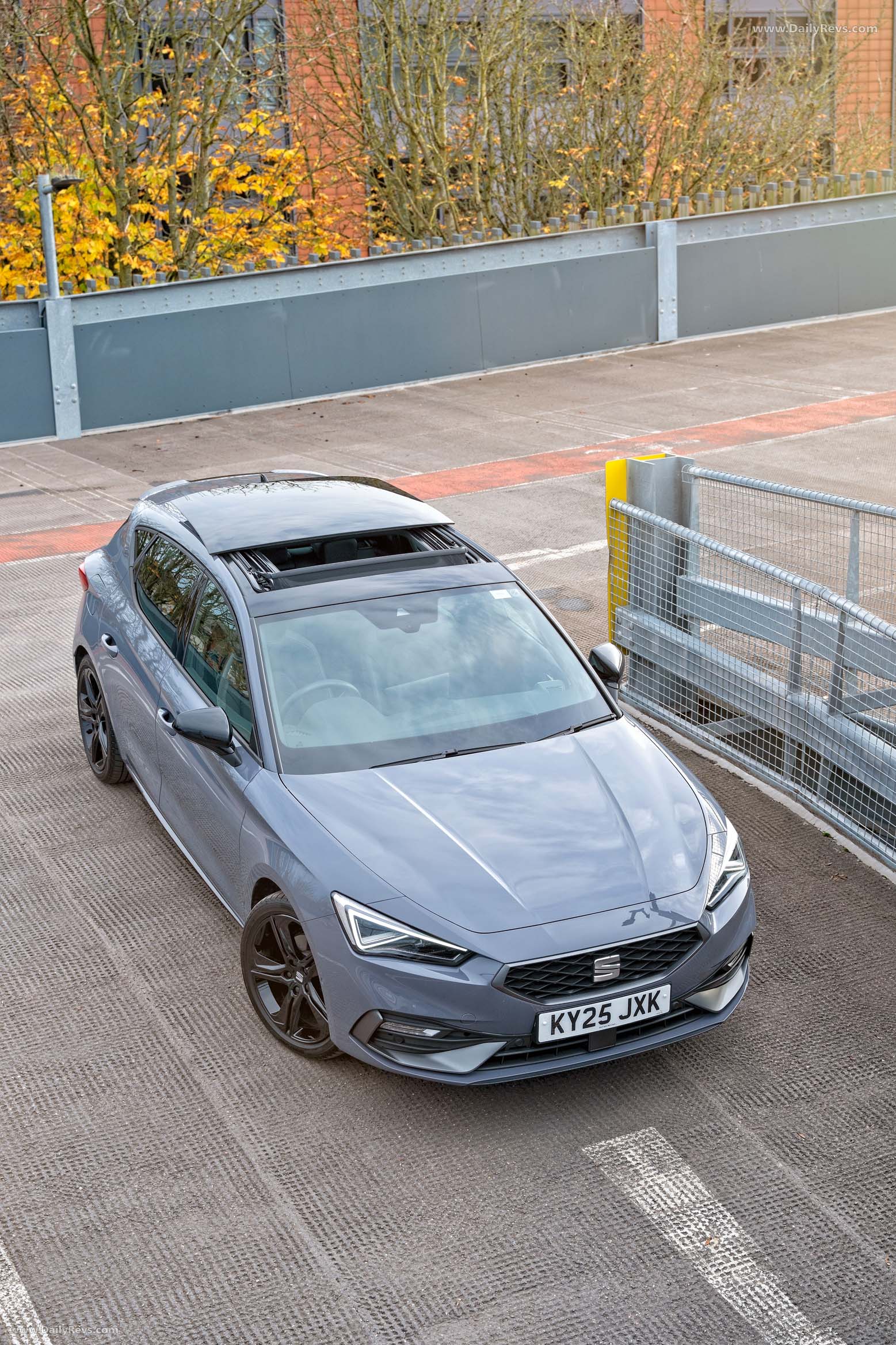2026 Seat Leon FR UK Version Top View