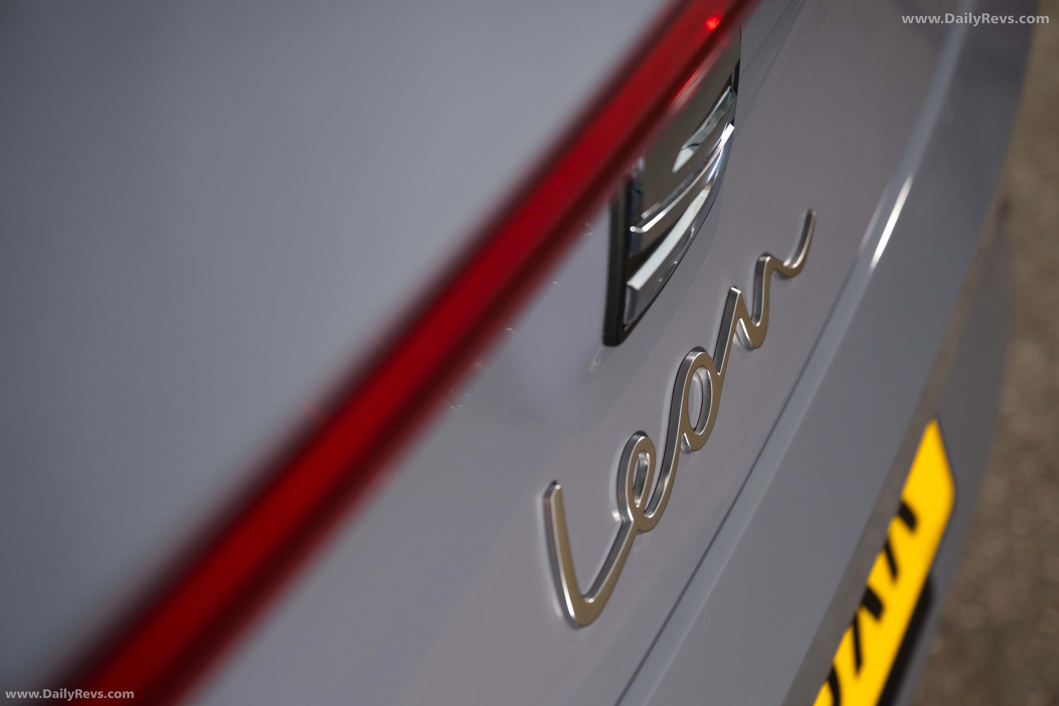 2026 Seat Leon FR UK Version Exterior