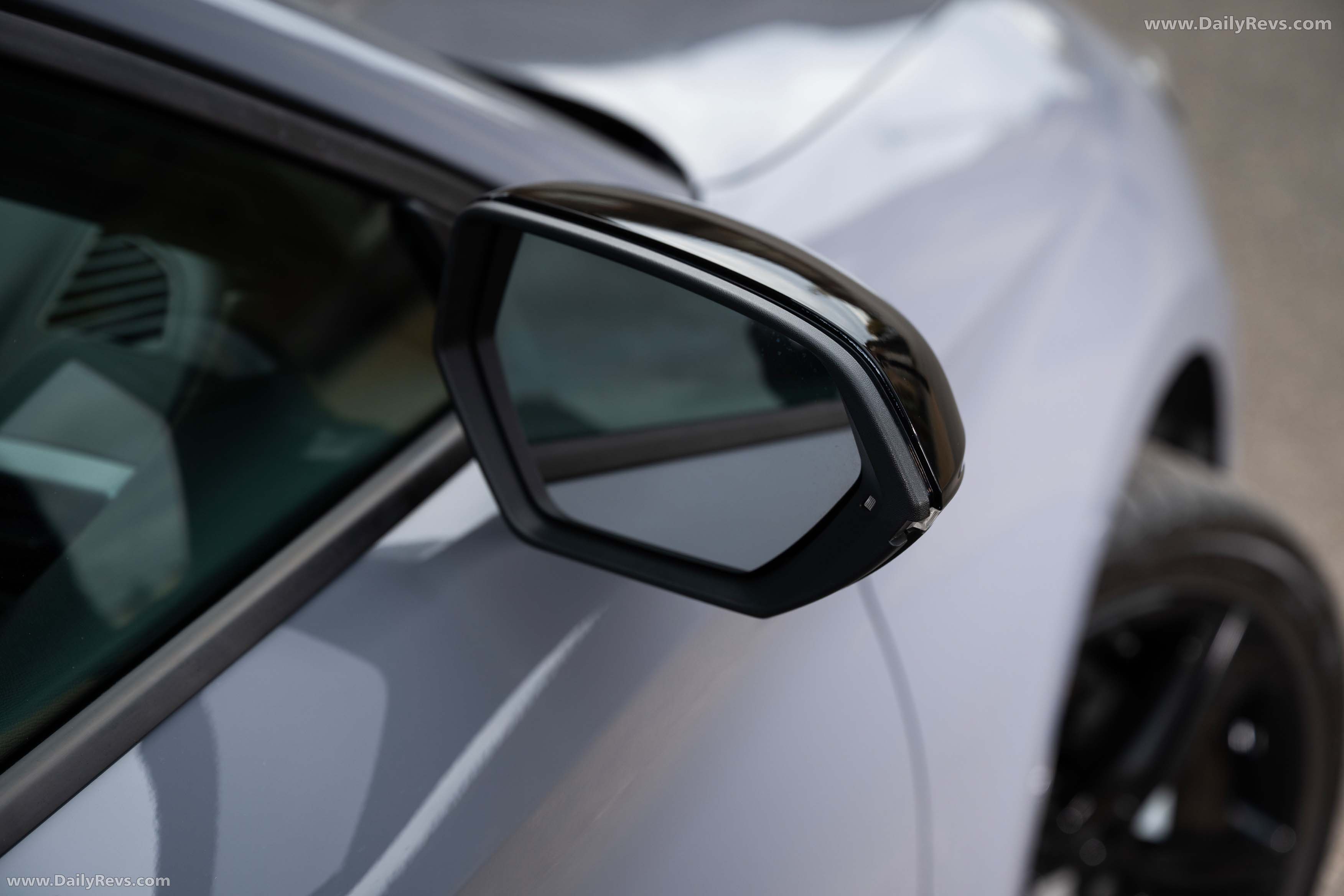 2026 Seat Leon FR UK Version Exterior