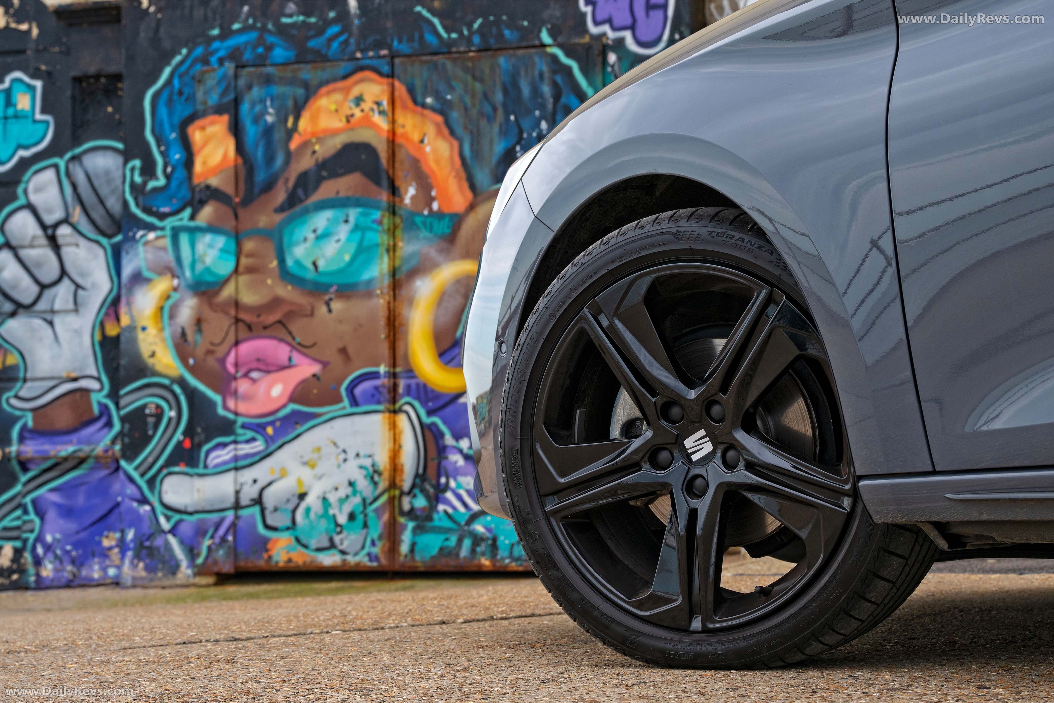 2026 Seat Leon FR UK Version Exterior
