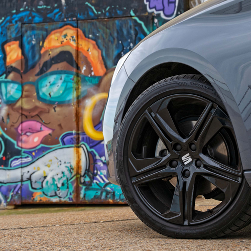 2026 Seat Leon FR UK Version Exterior
