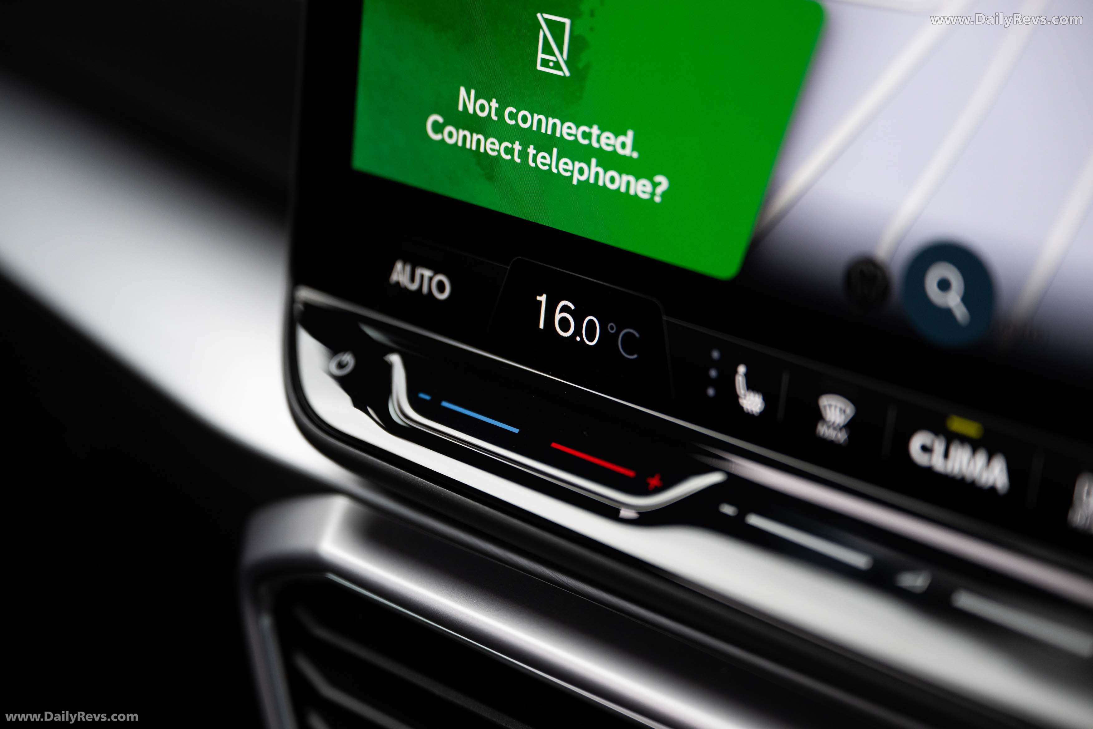 2026 Seat Leon FR UK Version Interior