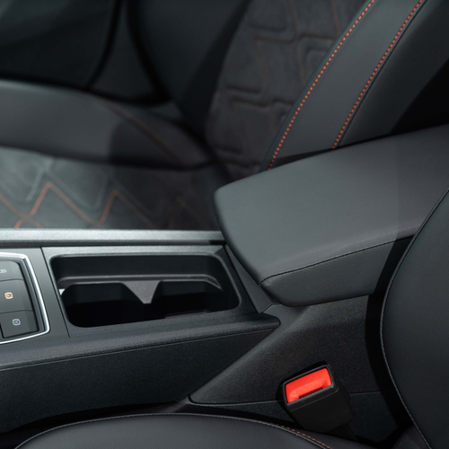 2026 Seat Leon FR UK Version Interior