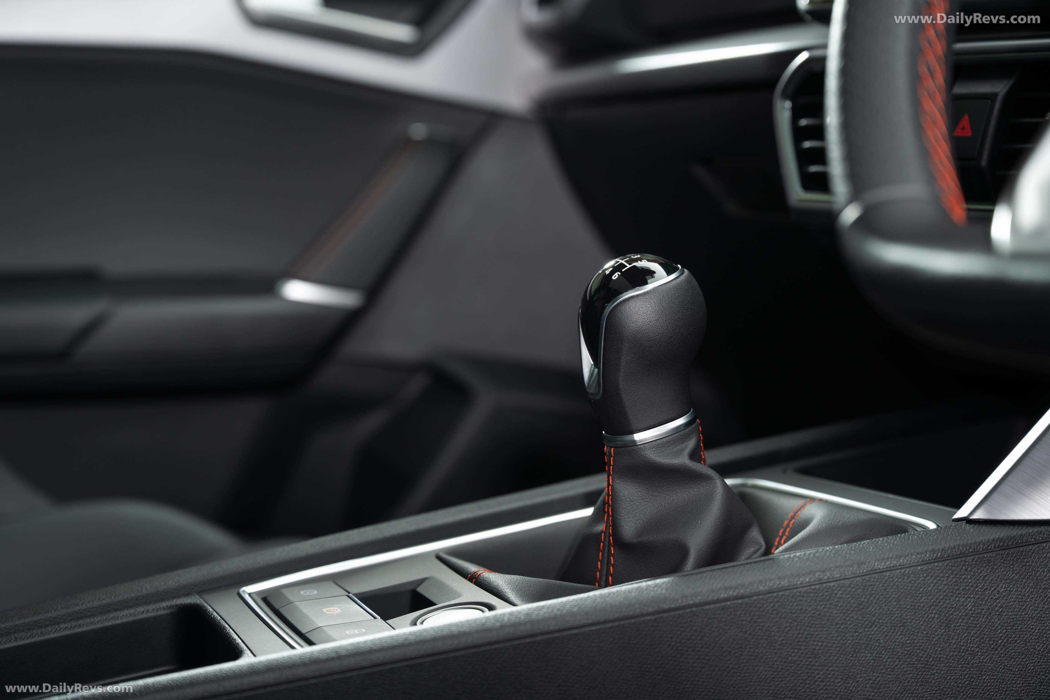 2026 Seat Leon FR UK Version Interior