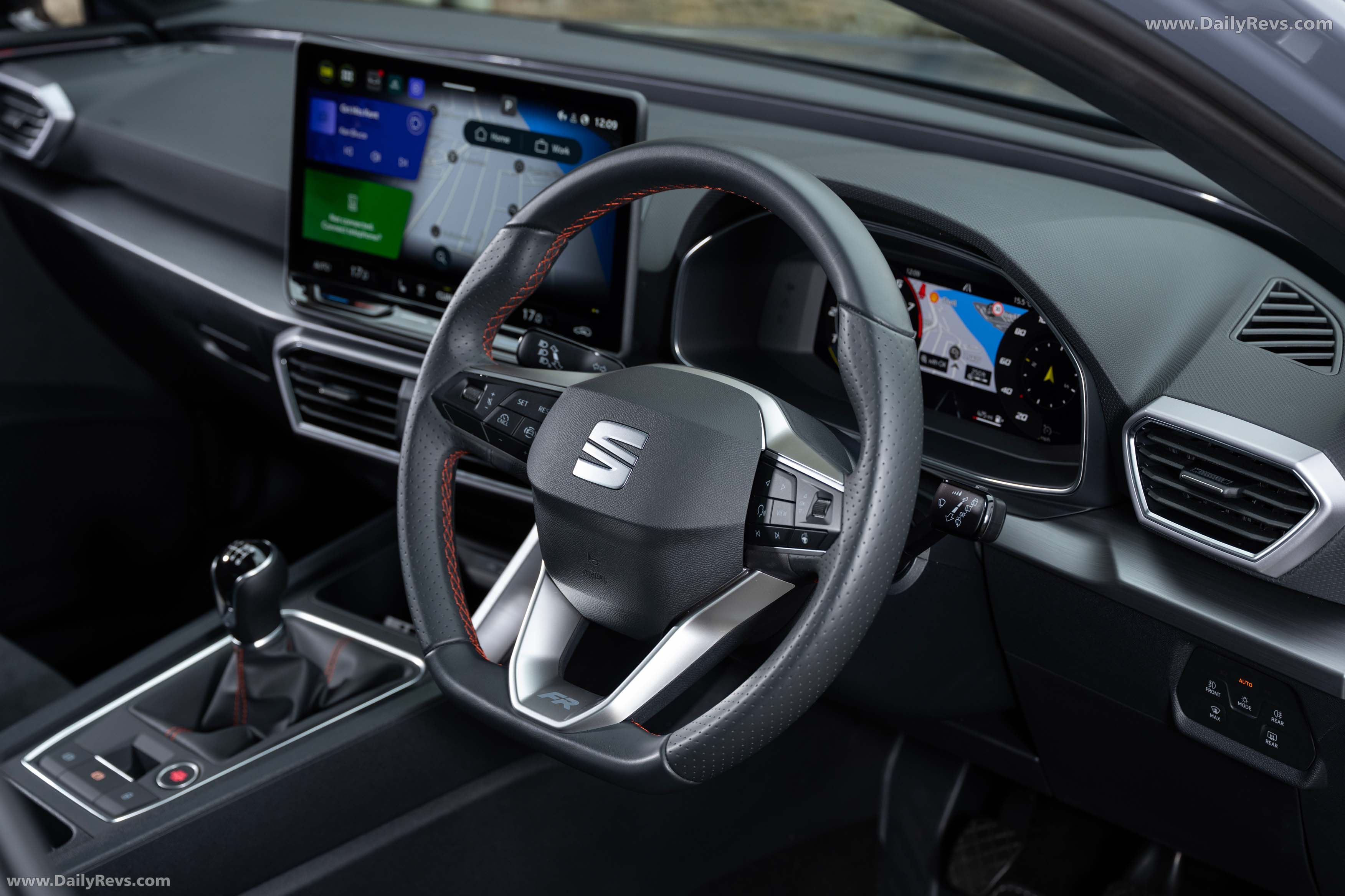 2026 Seat Leon FR UK Version Interior
