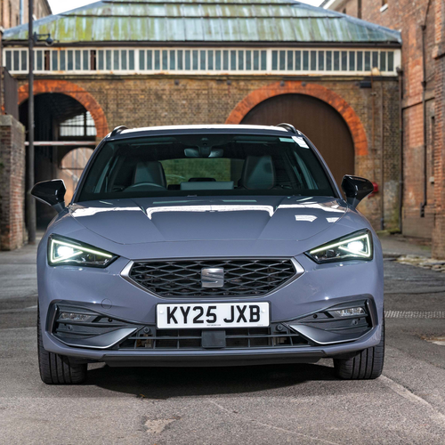 Image of Leon Estate FR UK Version