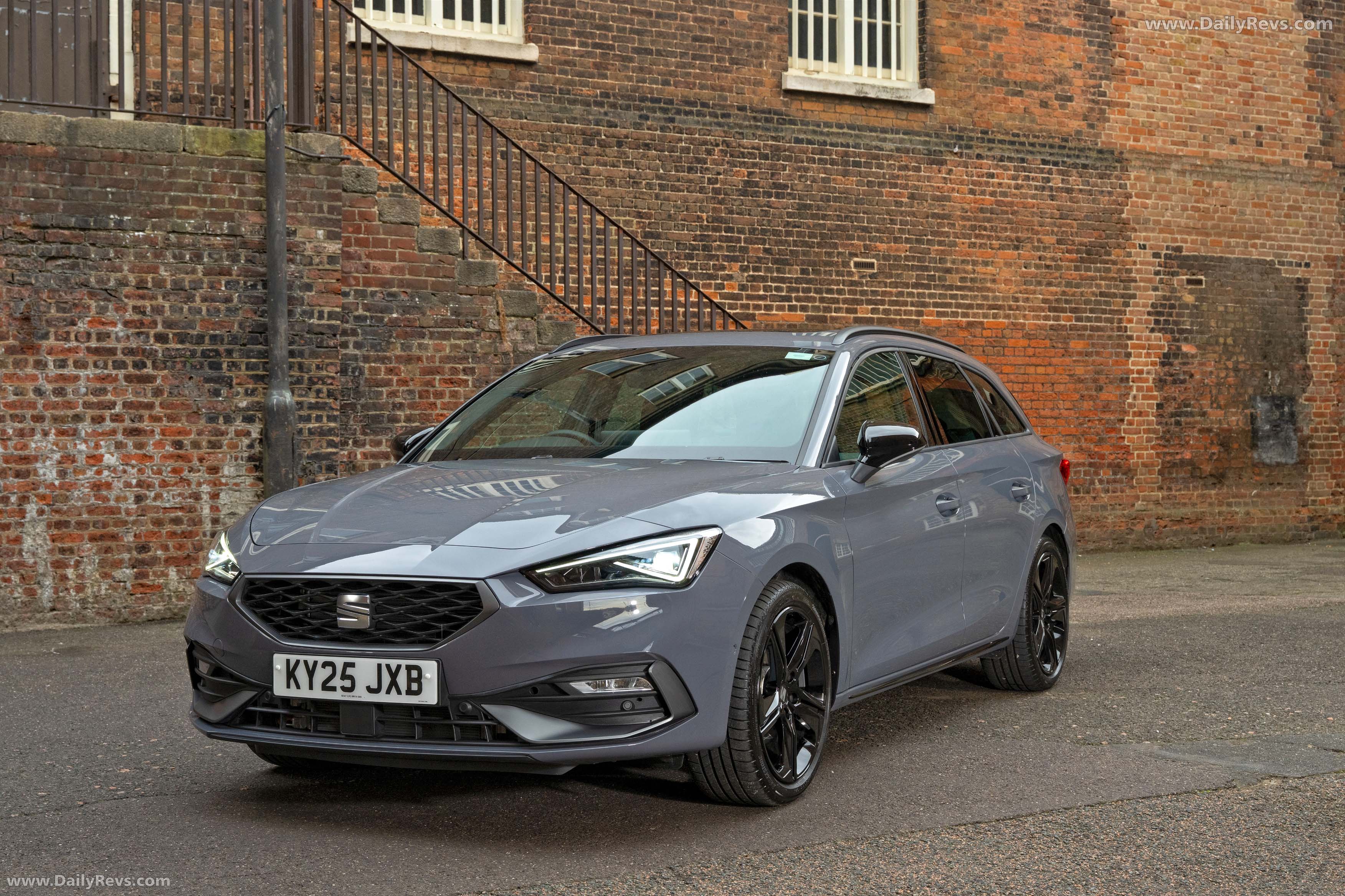 2026 Seat Leon Estate FR UK Version Front View