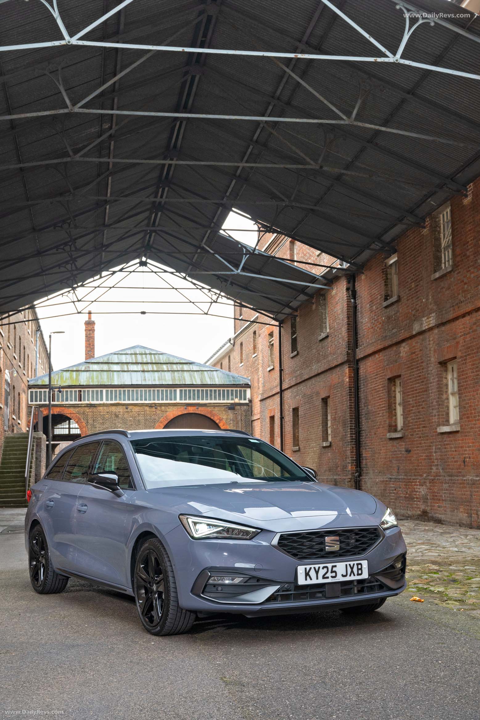 2026 Seat Leon Estate FR UK Version Front View