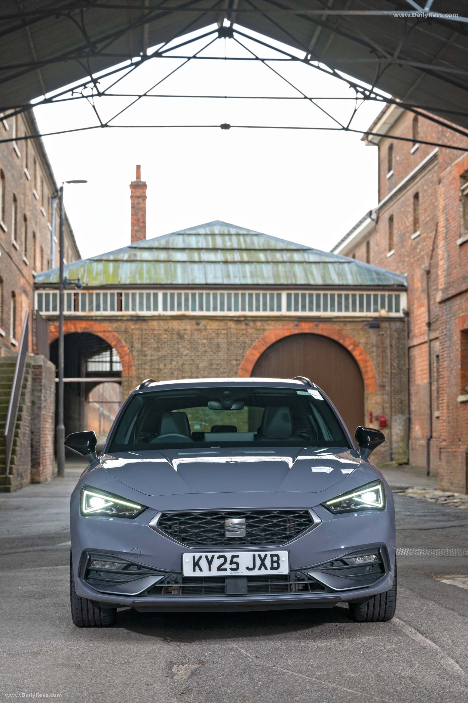 2026 Seat Leon Estate FR UK Version Front View
