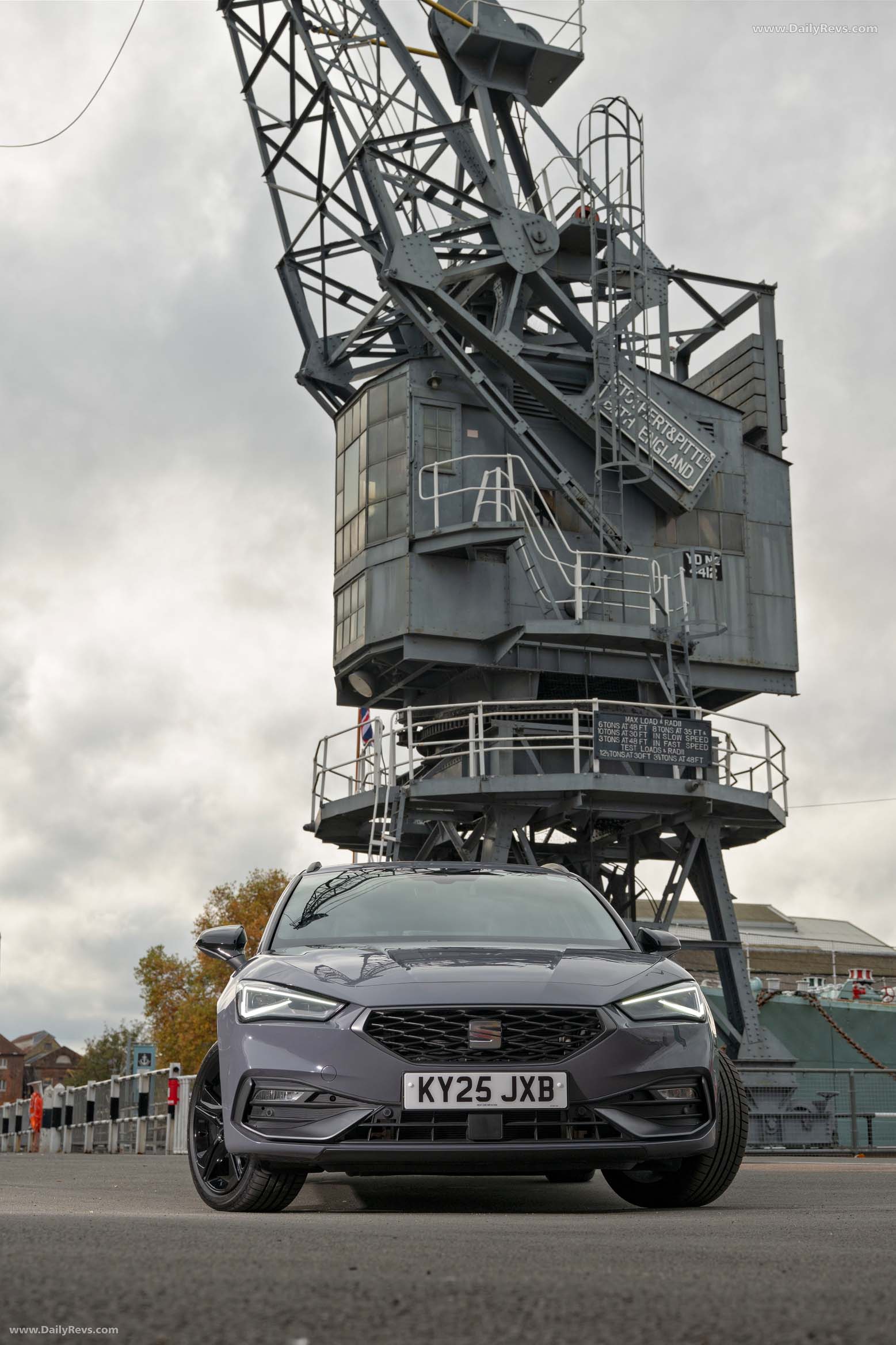 2026 Seat Leon Estate FR UK Version Front View