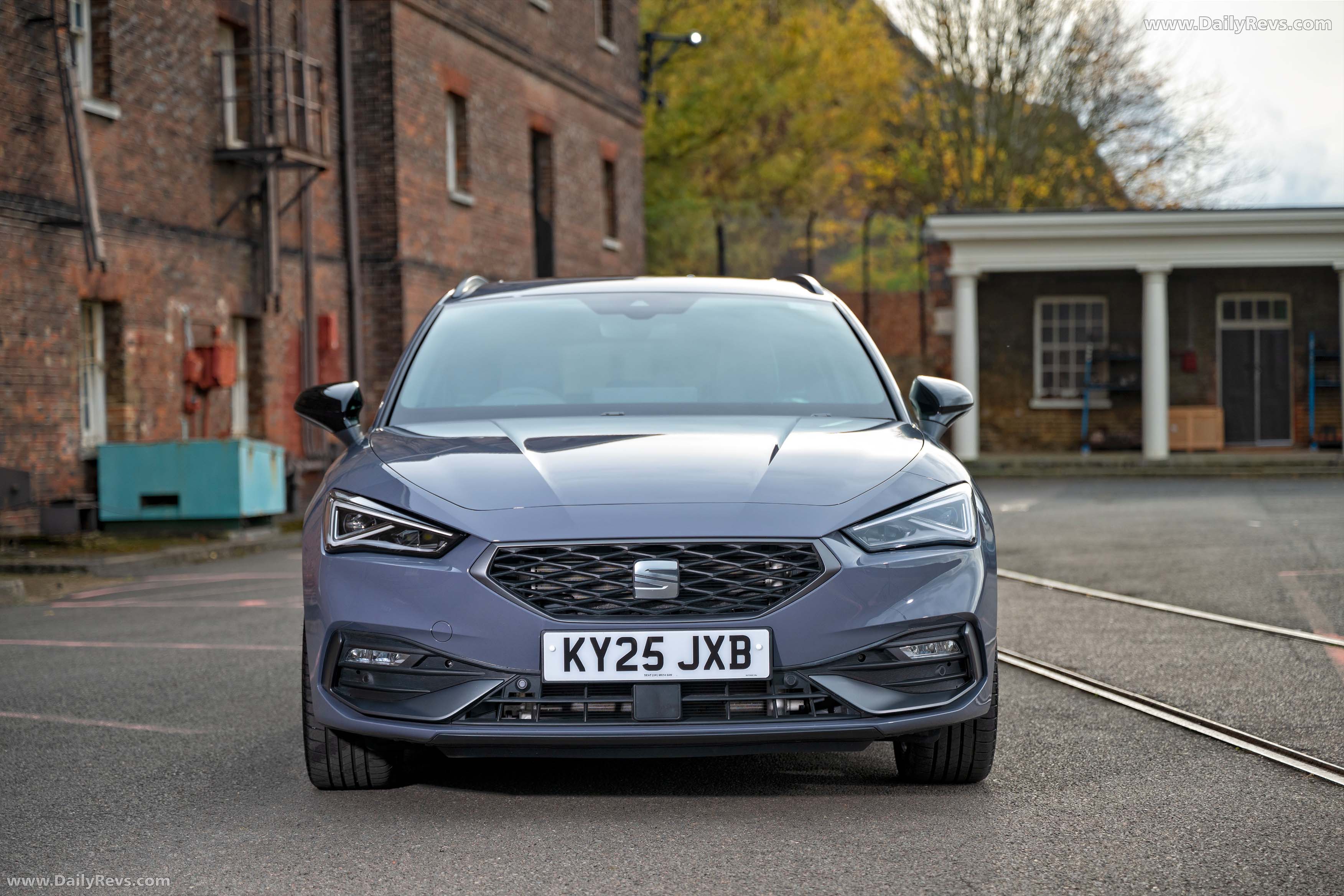 2026 Seat Leon Estate FR UK Version Front View