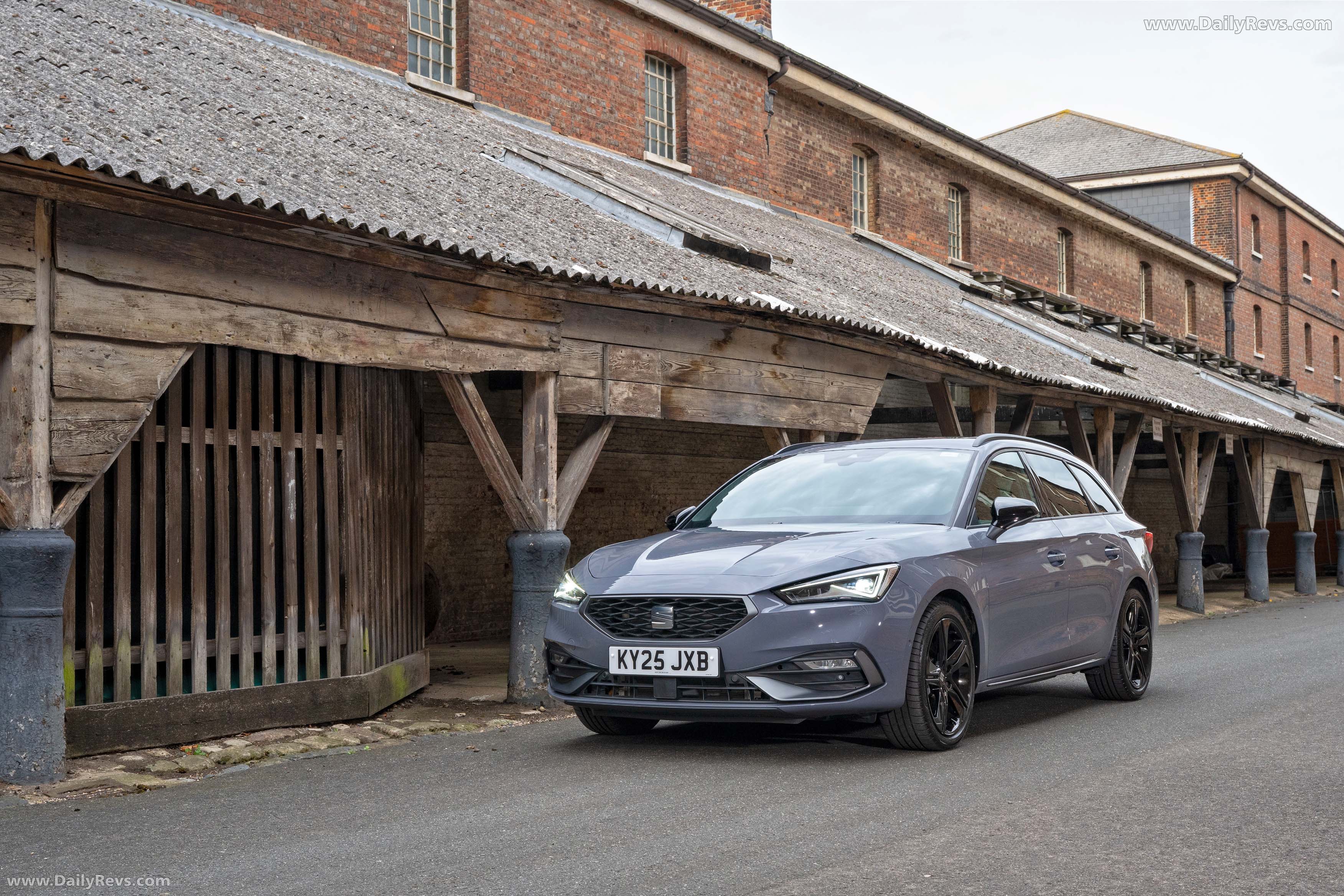 2026 Seat Leon Estate FR UK Version Front View