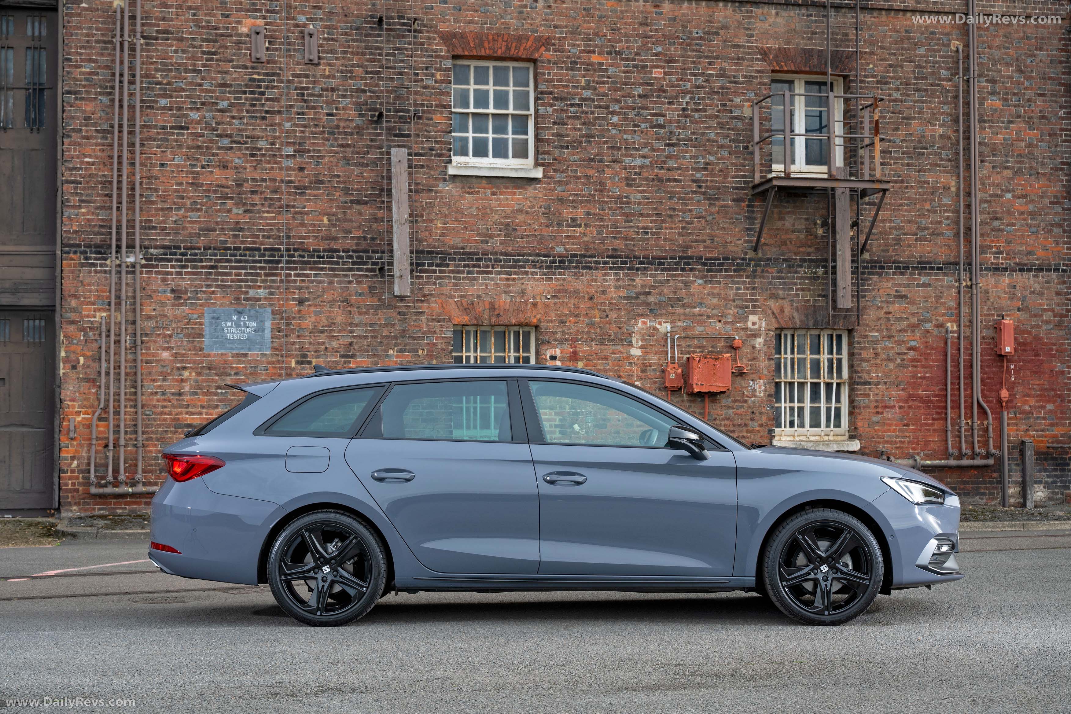 2026 Seat Leon Estate FR UK Version Side View