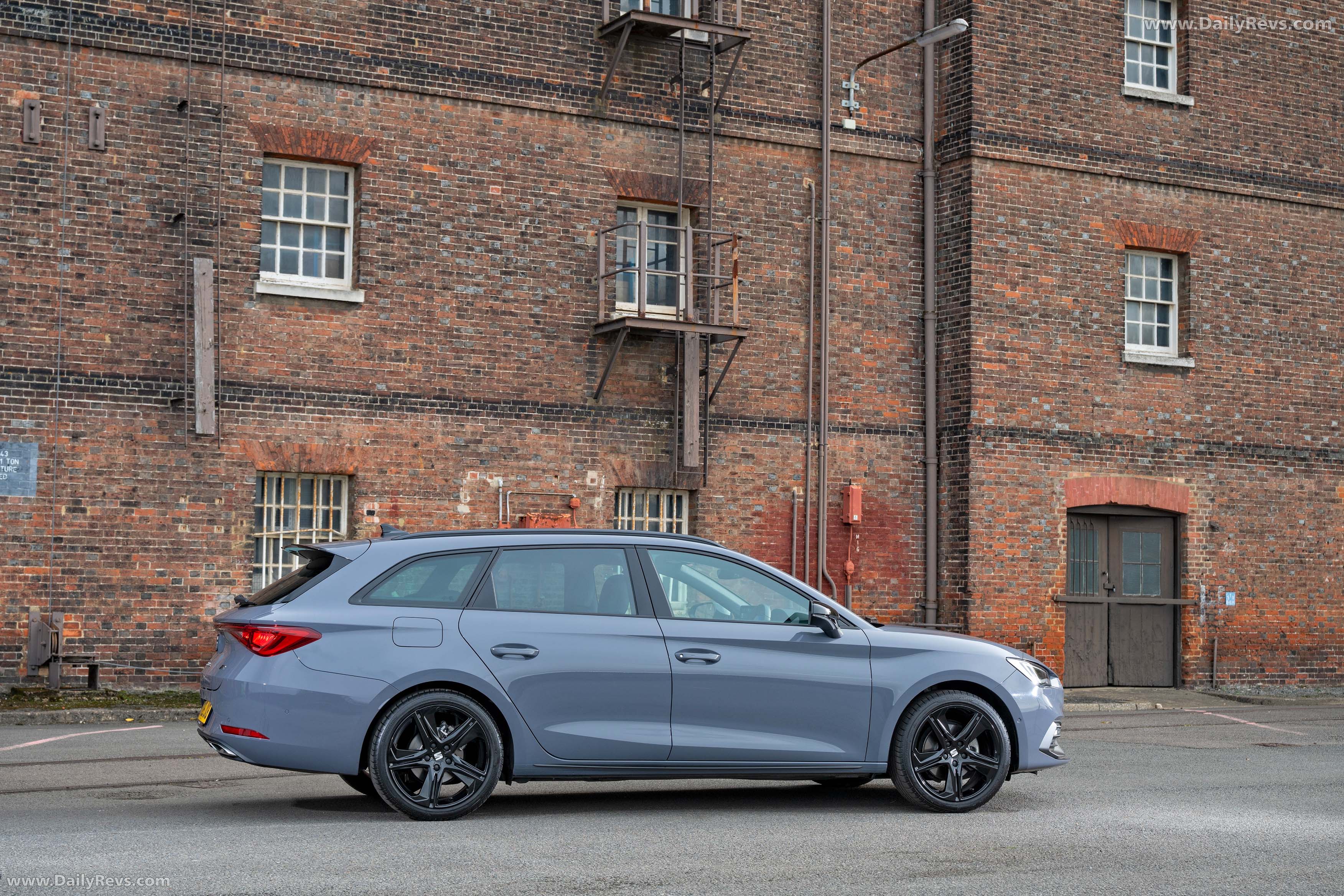 2026 Seat Leon Estate FR UK Version Side View