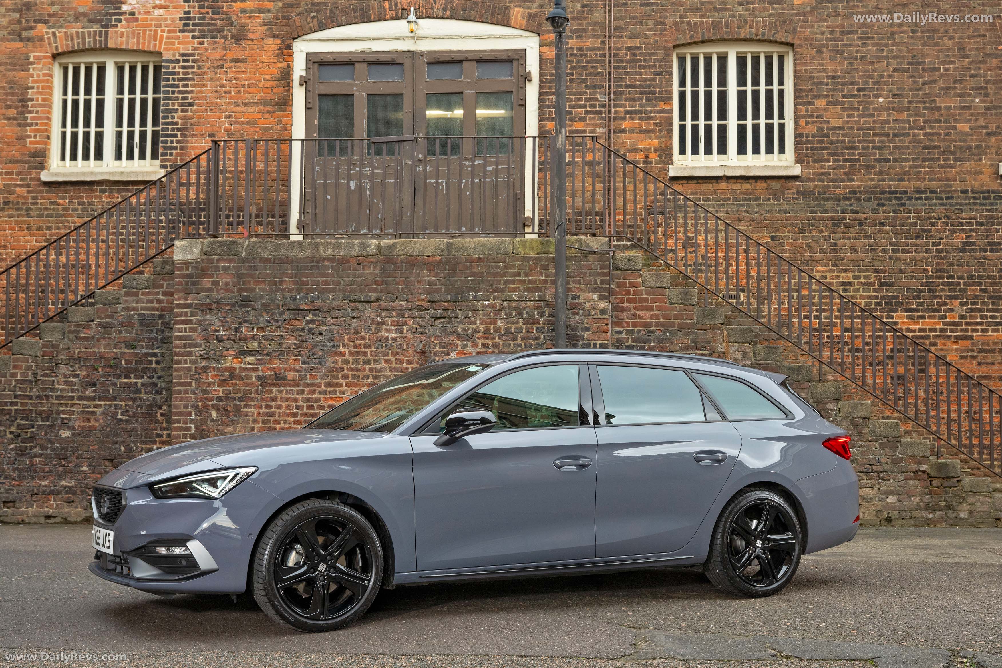 2026 Seat Leon Estate FR UK Version Side View
