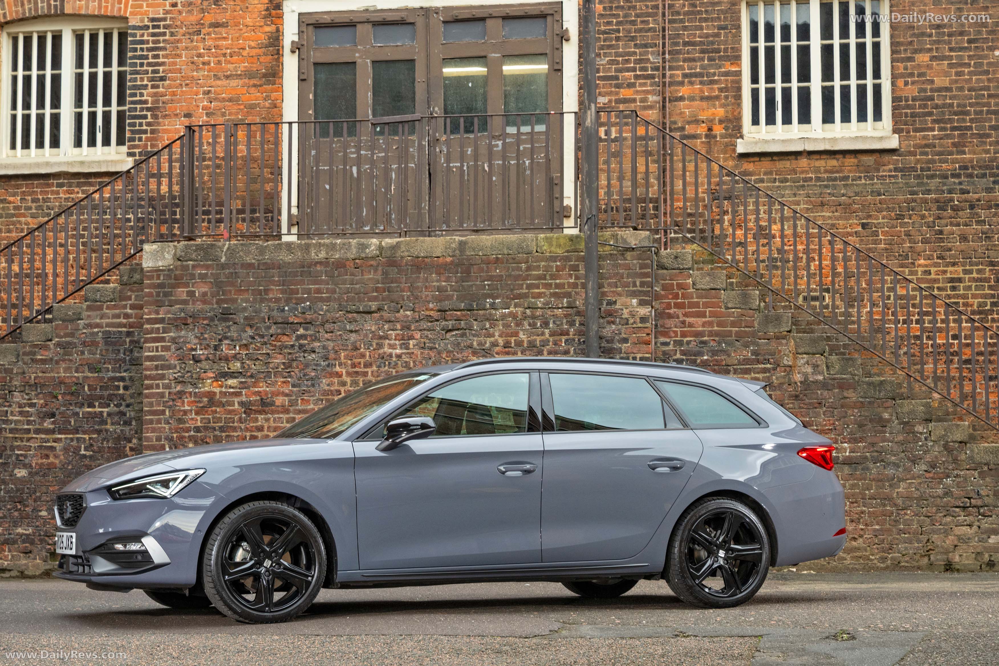 2026 Seat Leon Estate FR UK Version Side View