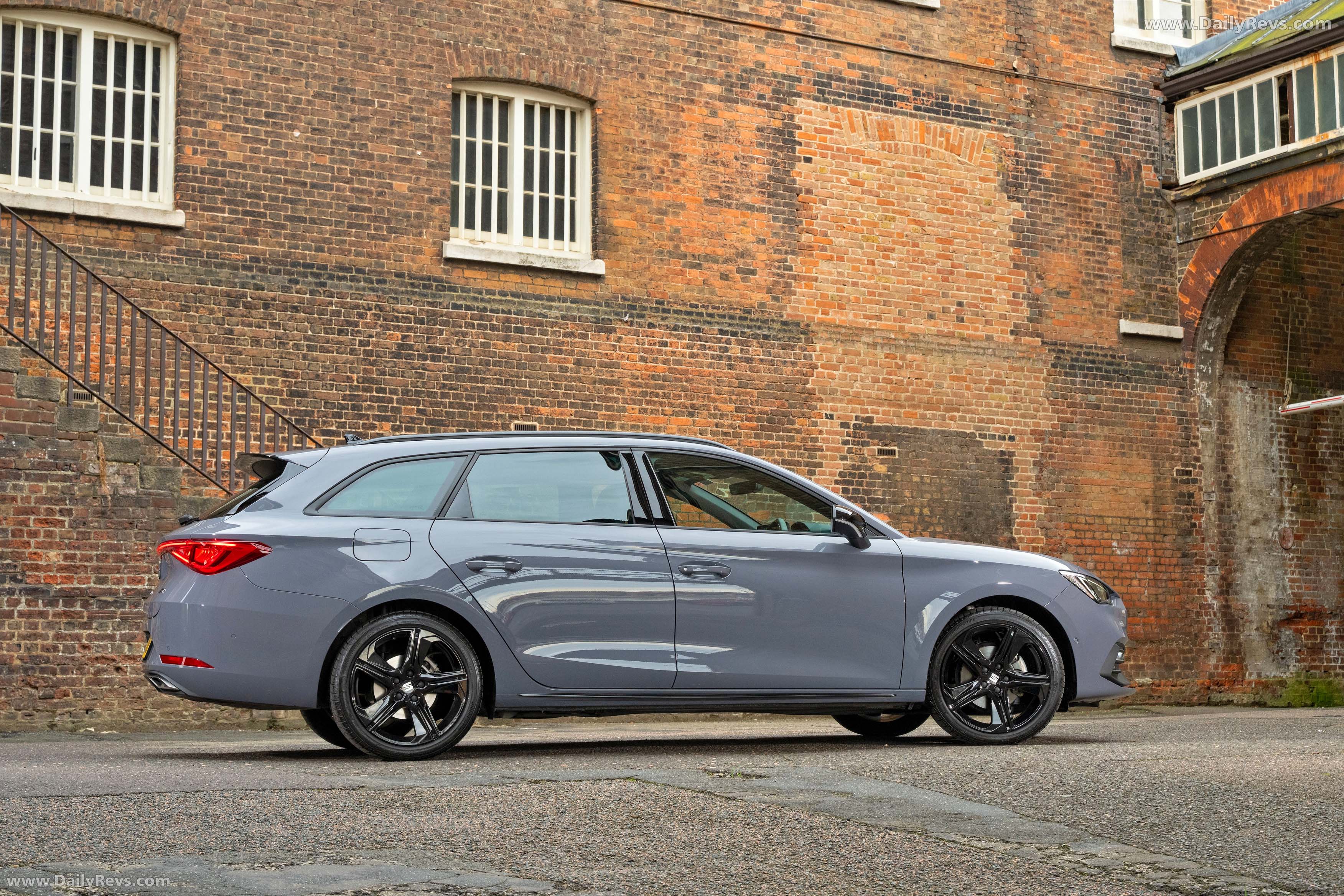 2026 Seat Leon Estate FR UK Version Side View