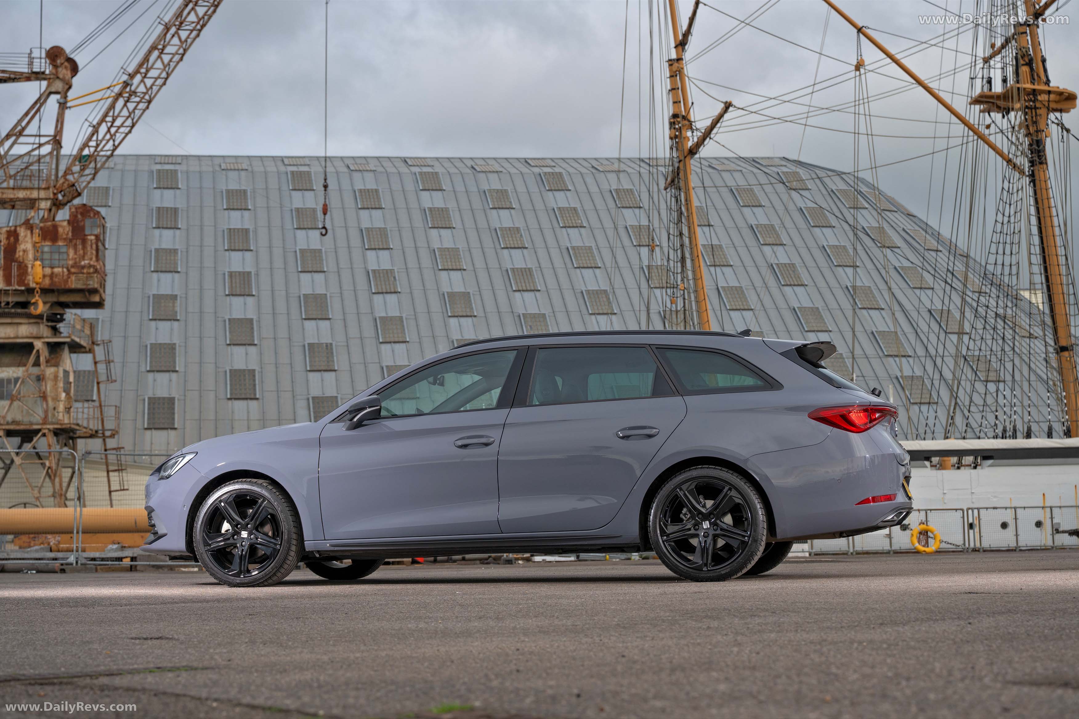 2026 Seat Leon Estate FR UK Version Side View