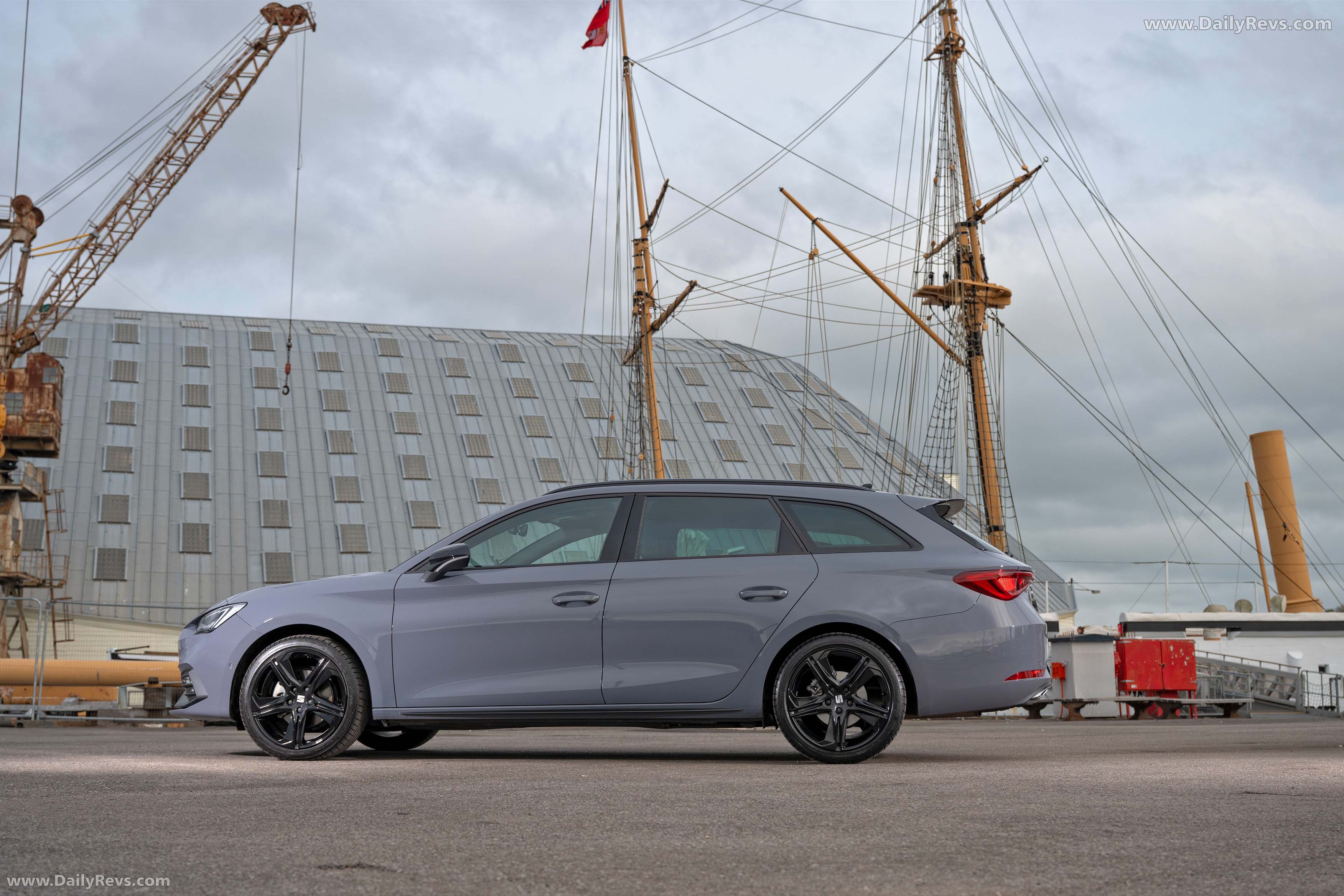 2026 Seat Leon Estate FR UK Version Side View