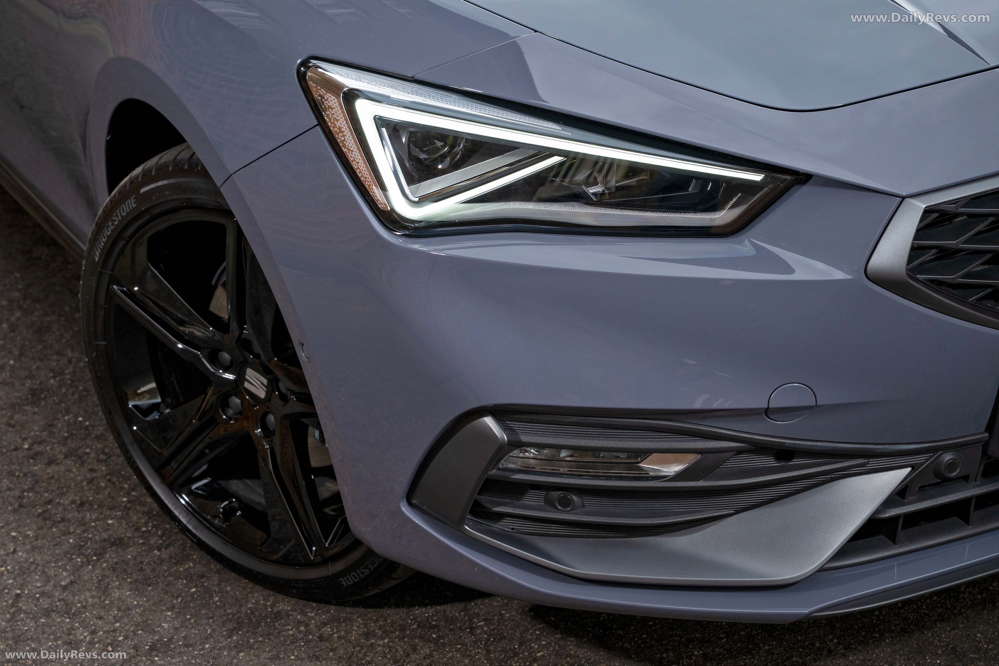 2026 Seat Leon Estate FR UK Version Exterior