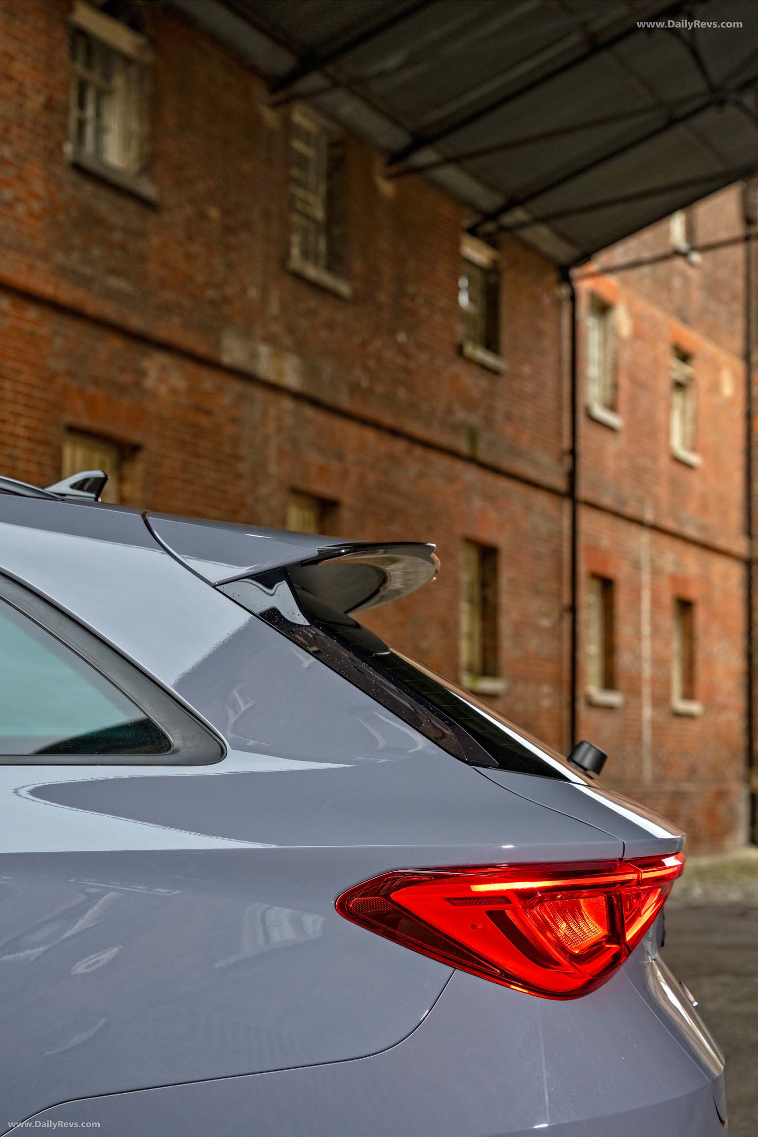 2026 Seat Leon Estate FR UK Version Exterior