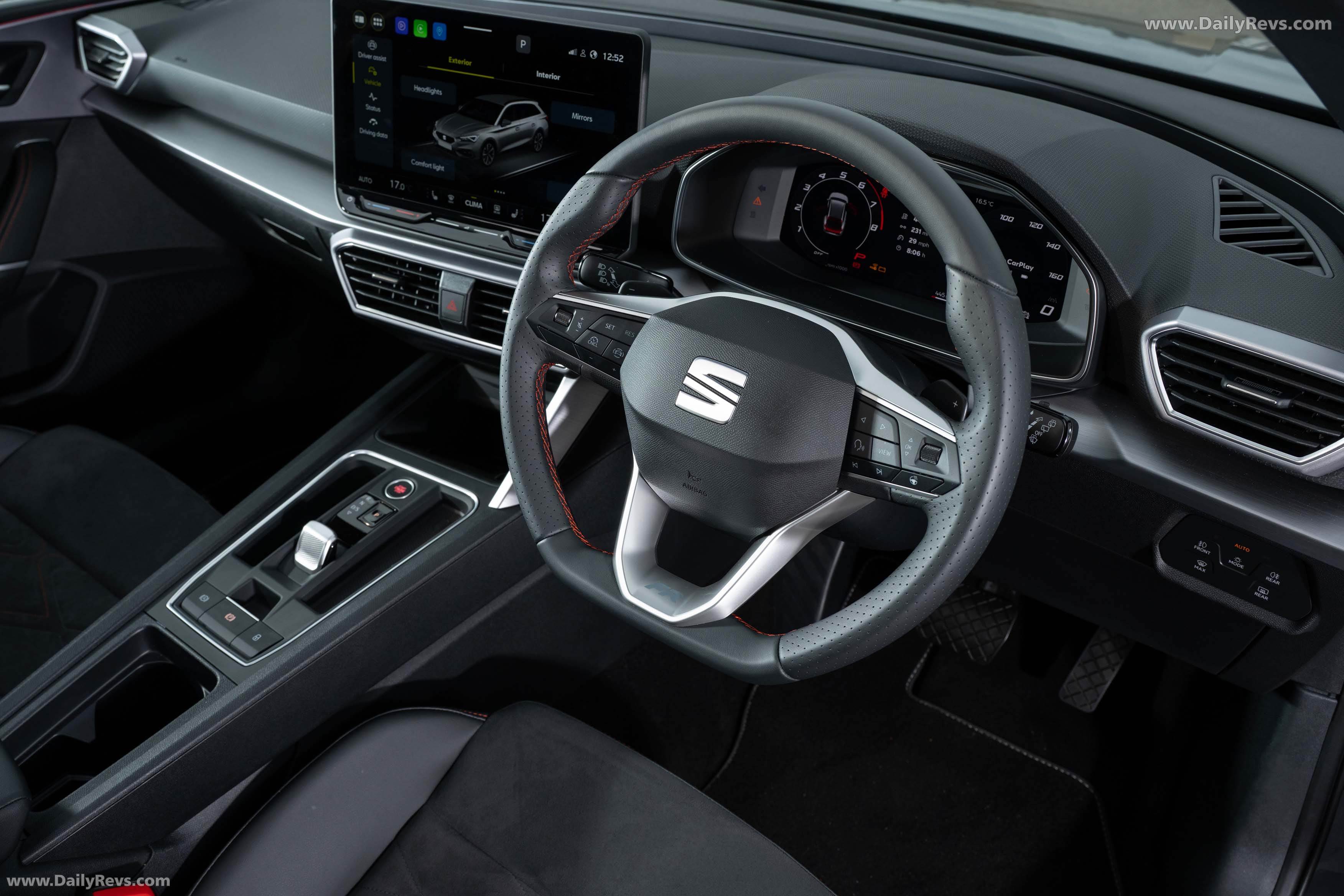 2026 Seat Leon Estate FR UK Version Interior