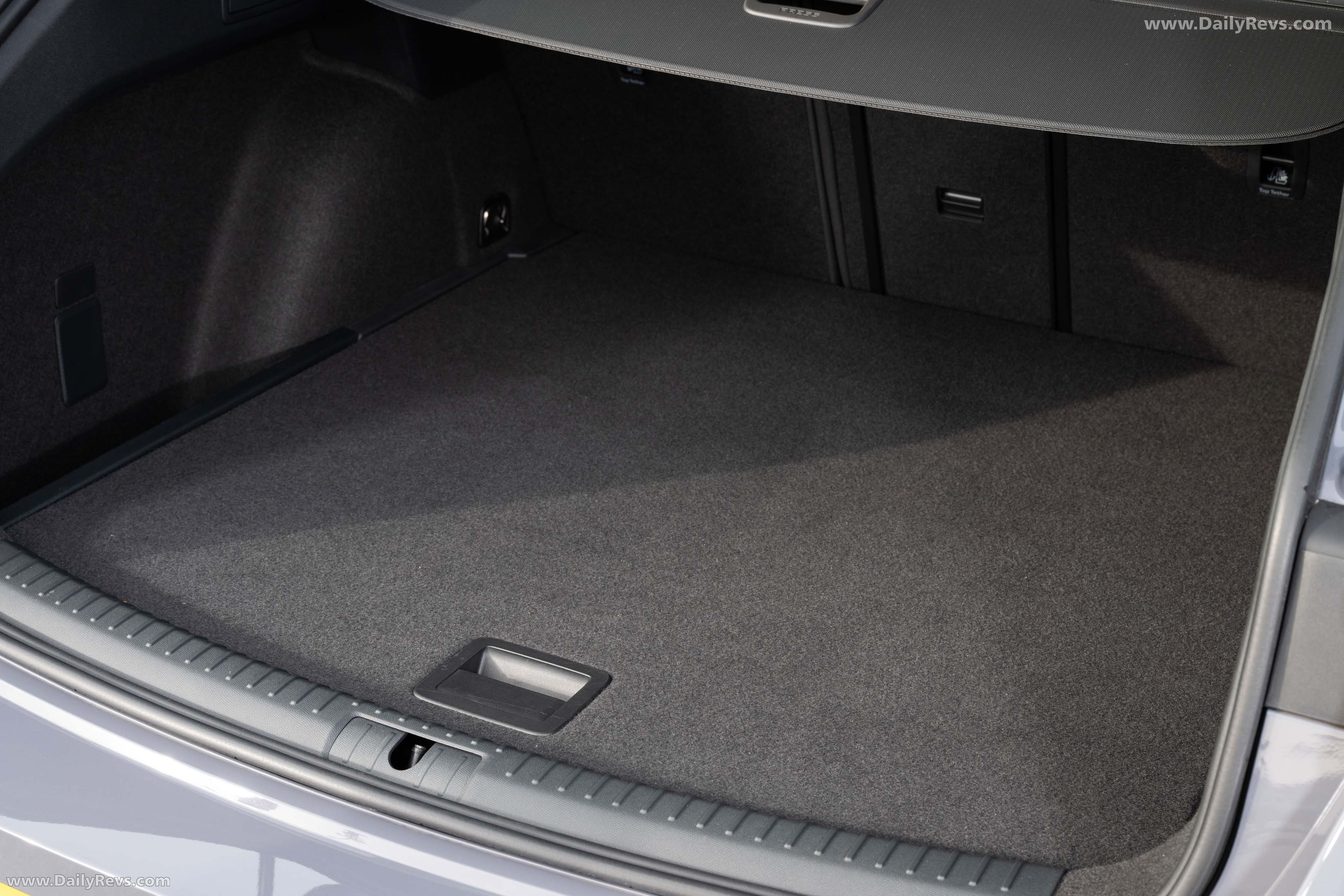 2026 Seat Leon Estate FR UK Version Interior