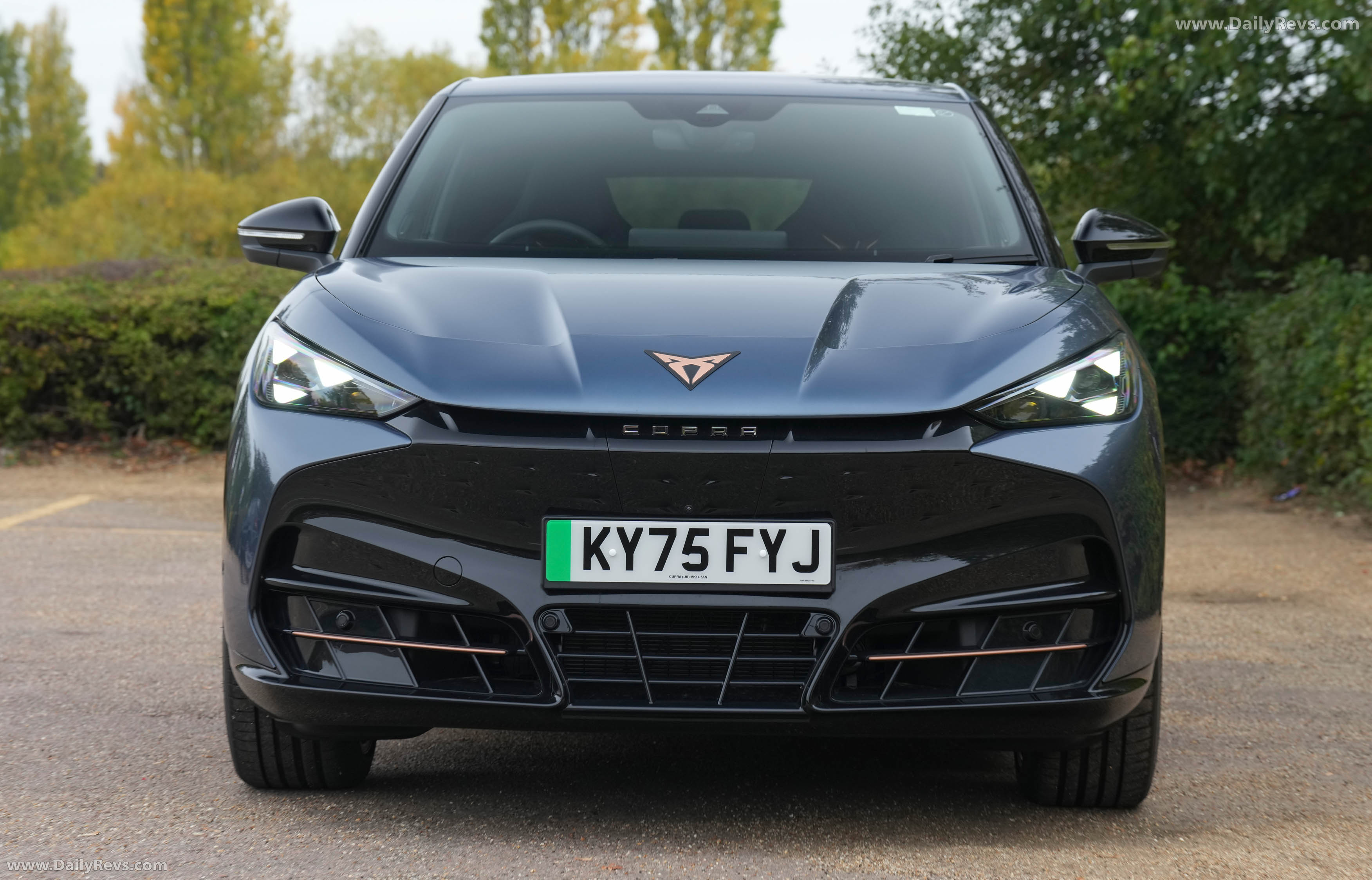 2026 Seat Cupra Tavascan VZ Front View