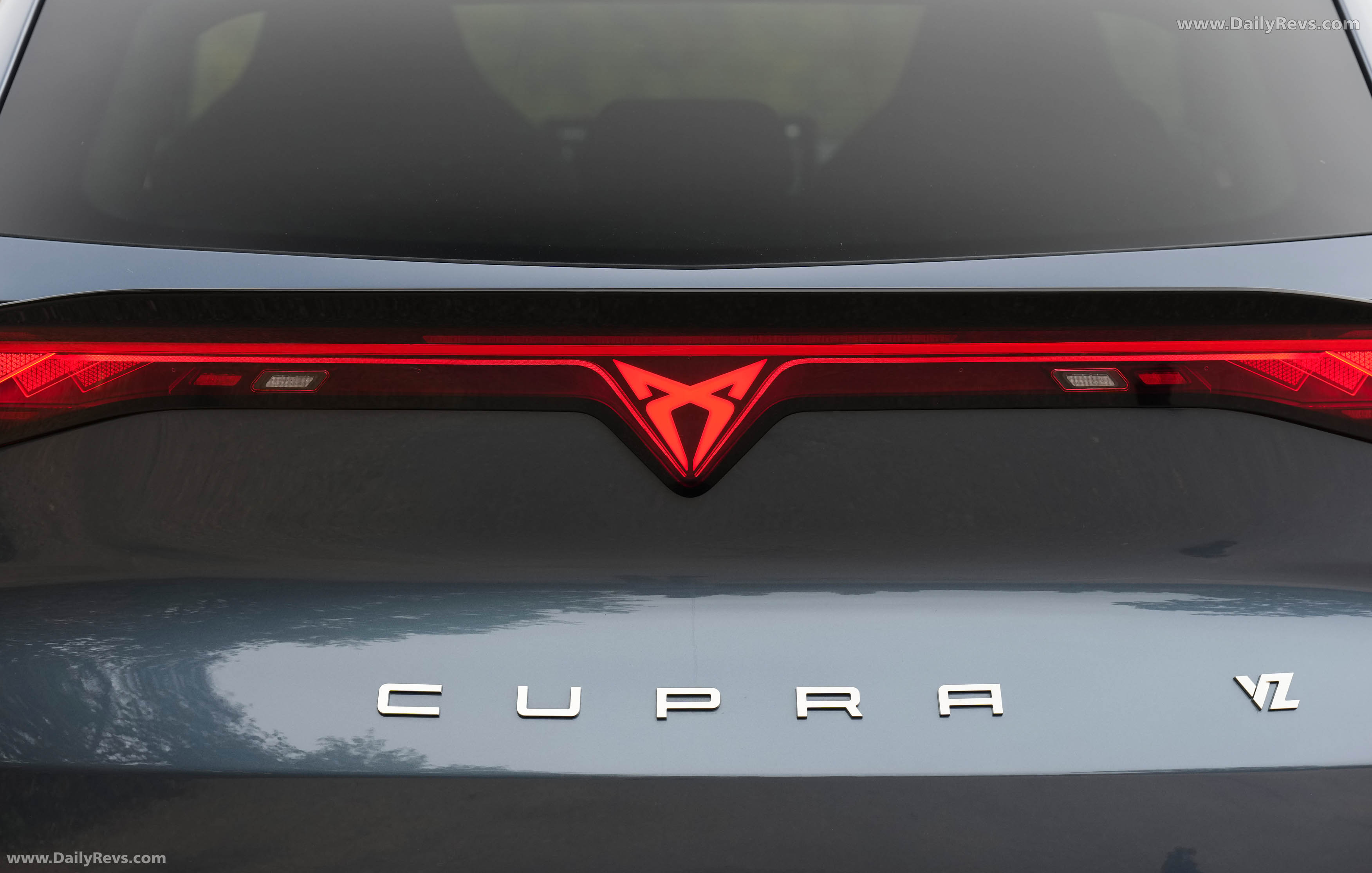 2026 Seat Cupra Tavascan VZ Exterior