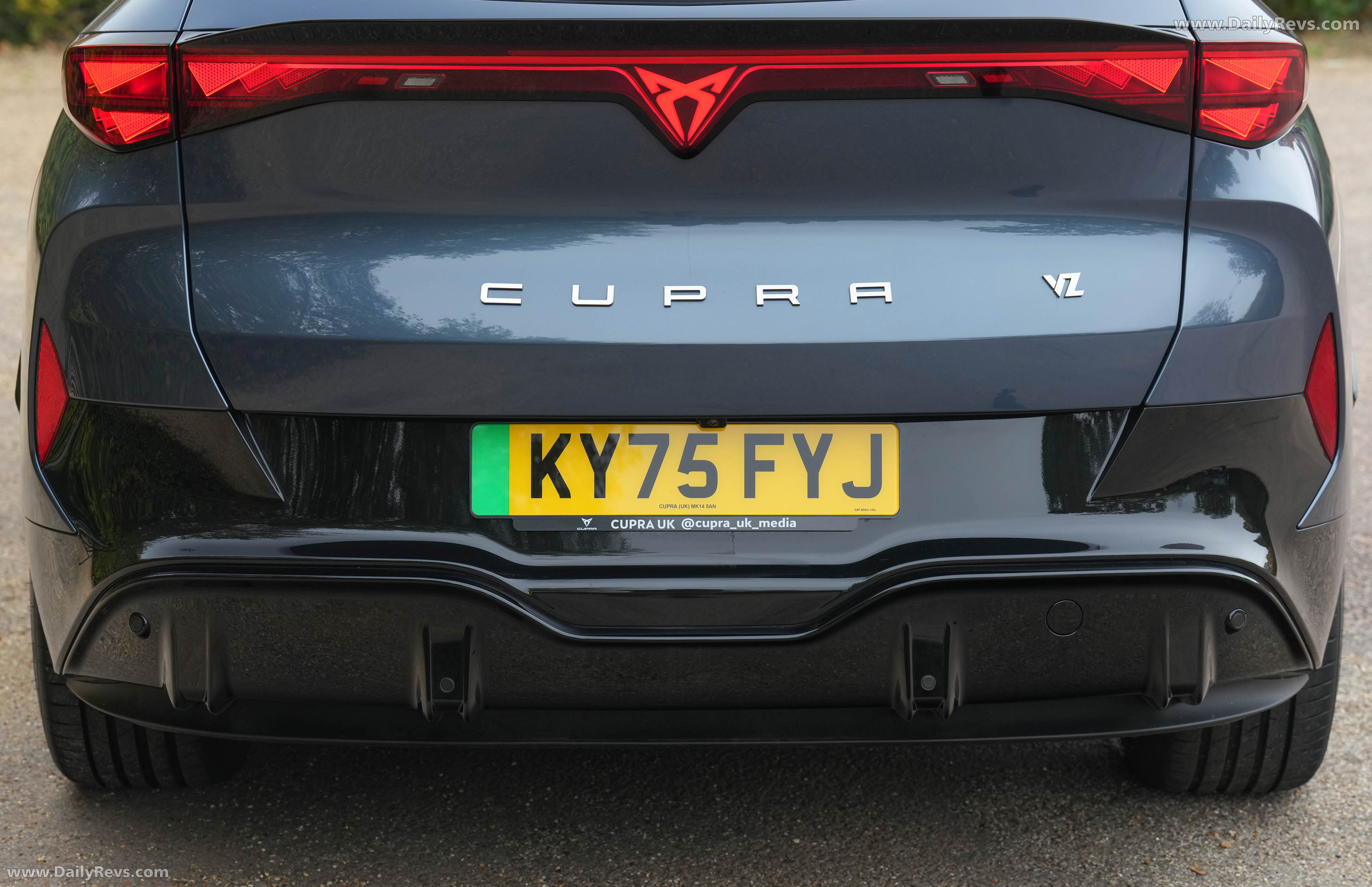 2026 Seat Cupra Tavascan VZ Exterior