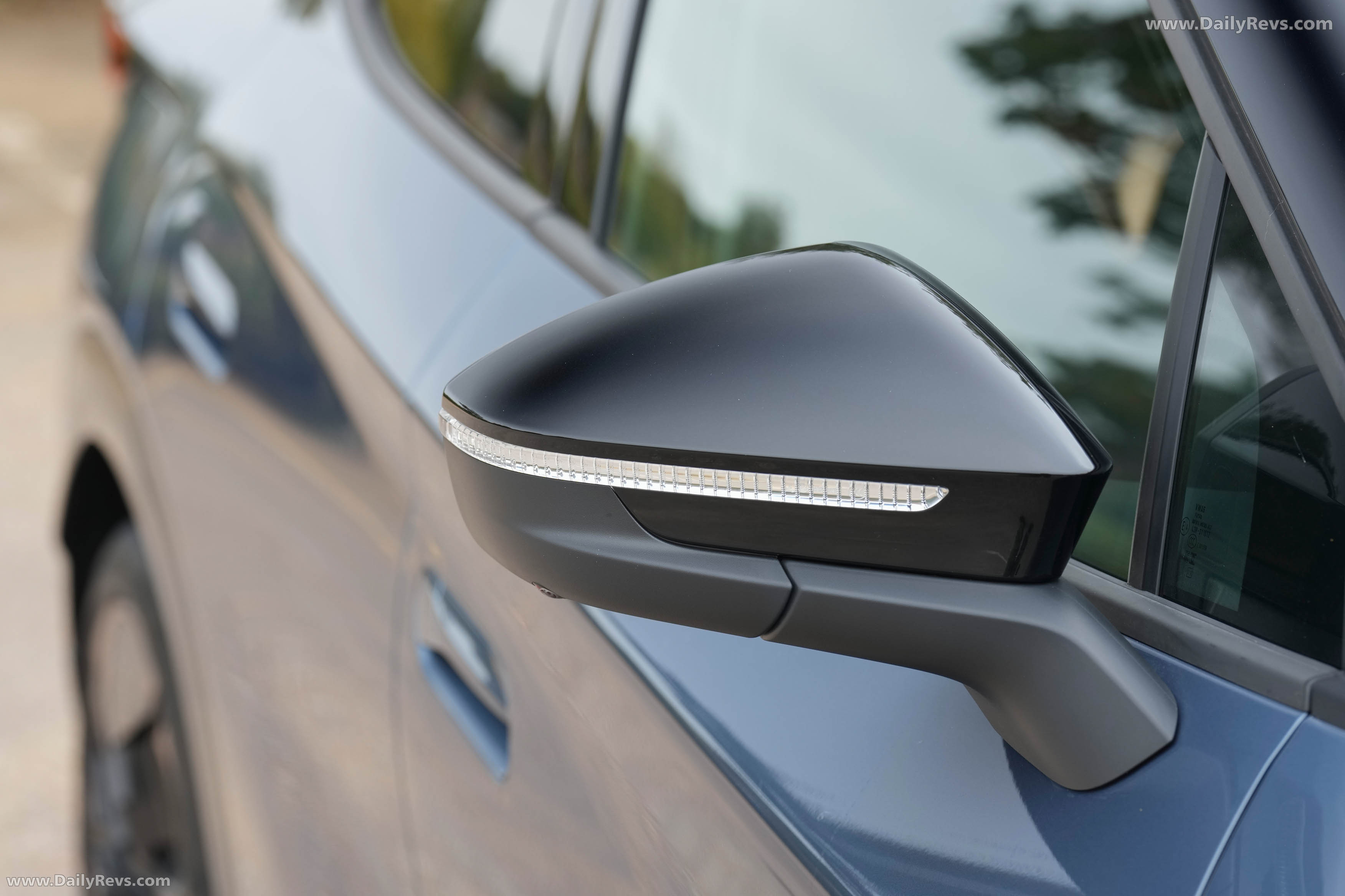 2026 Seat Cupra Tavascan VZ Exterior