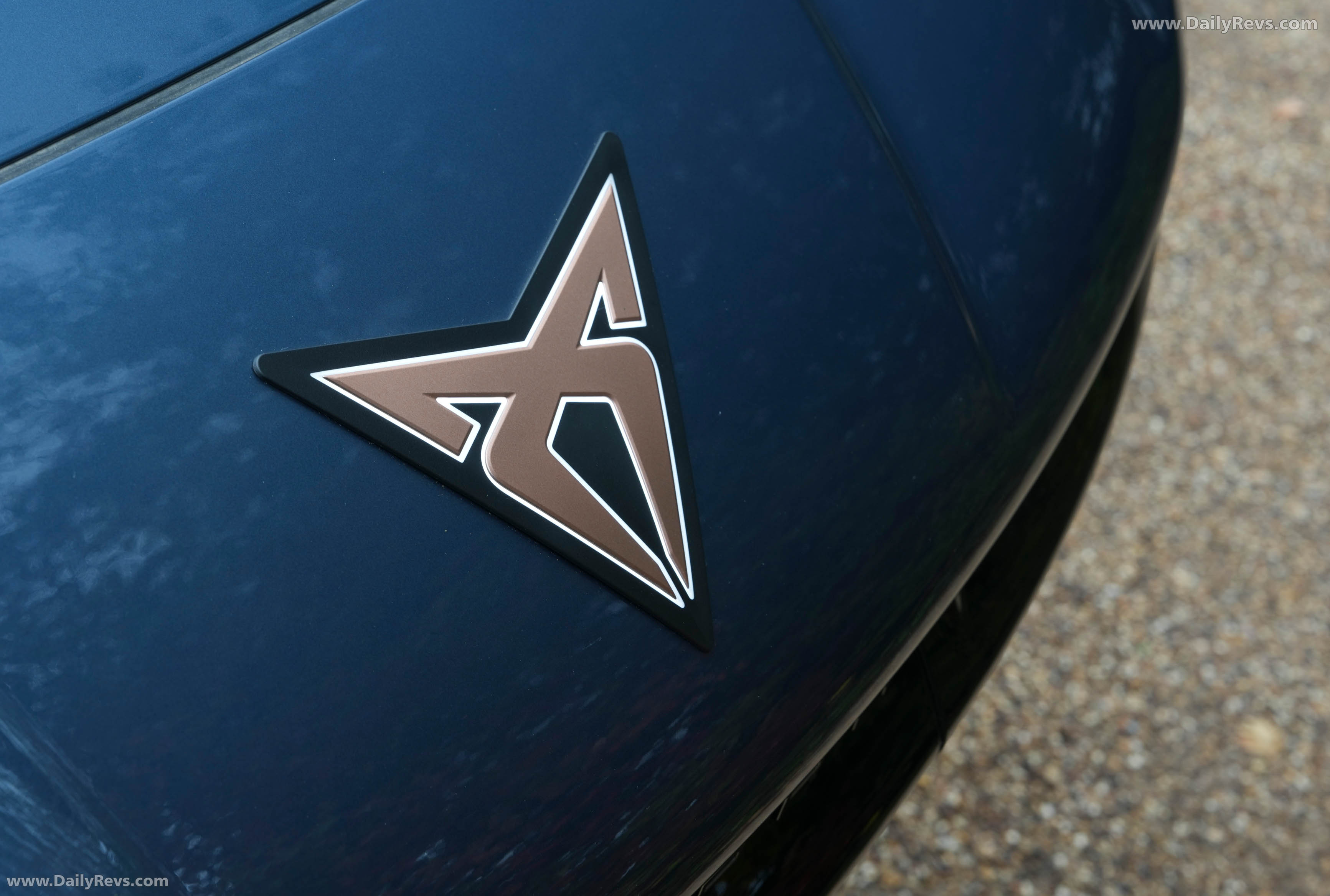 2026 Seat Cupra Tavascan VZ Exterior