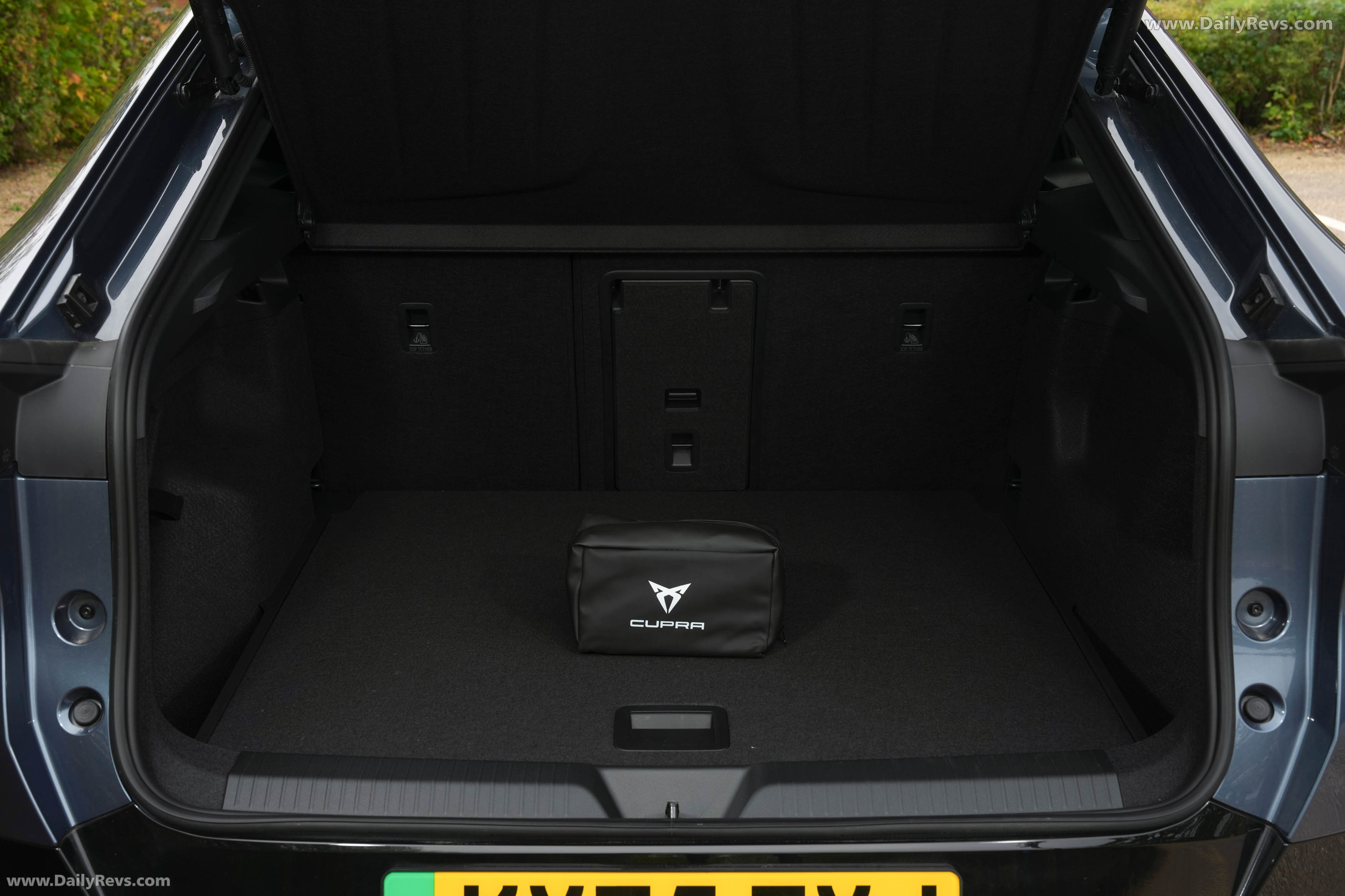 2026 Seat Cupra Tavascan VZ Interior